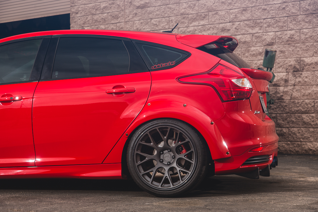AGENCY POWER WIDEBODY SKÄRMAR FLARE KIT FRP 4 DÖRR FORD FOCUS ST 2013+ - 4