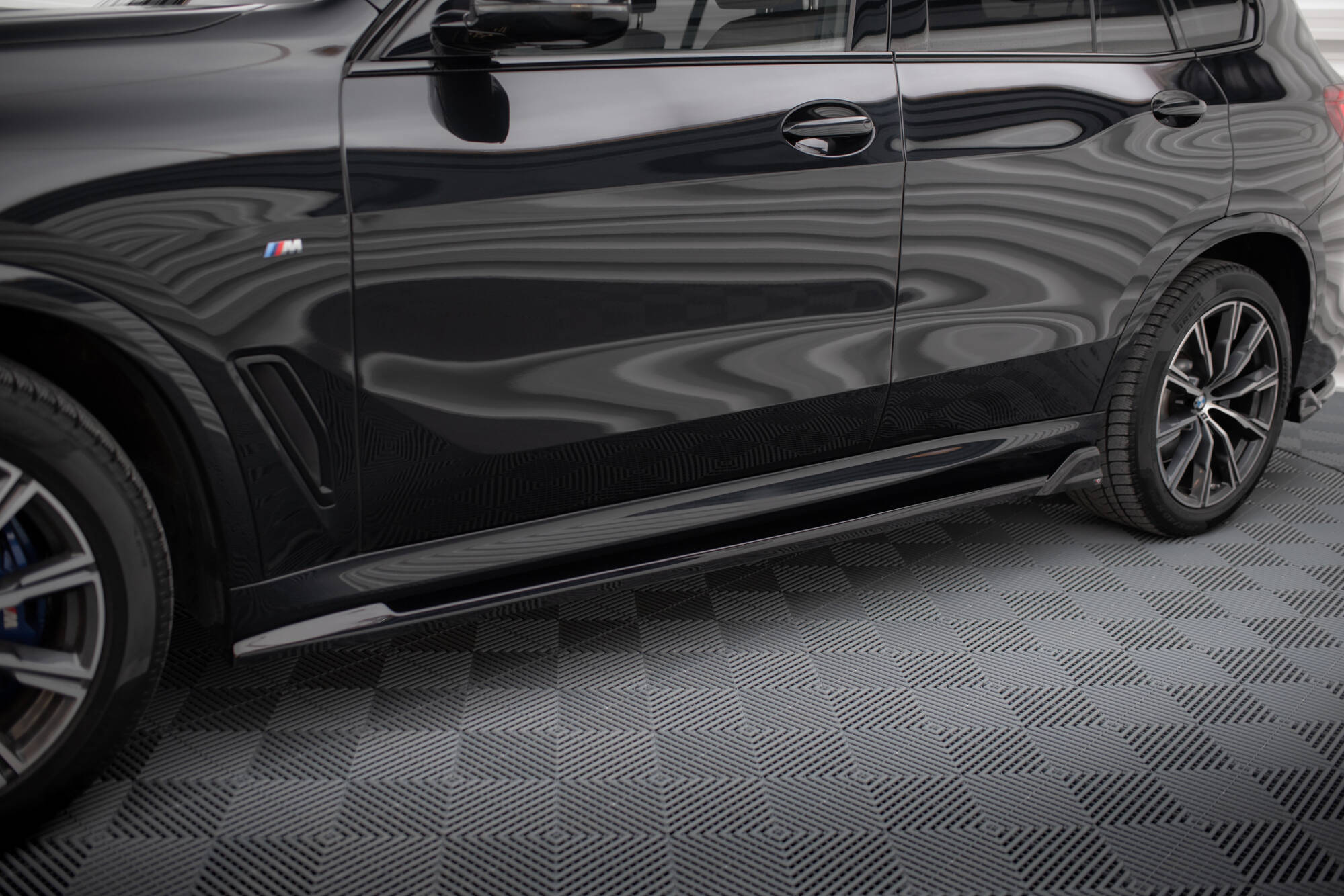 Side Skirts Diffusers V.2 BMW X5 M-Sport G05 - 4