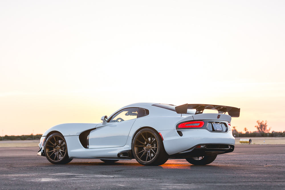 AGENCY POWER KOLFIBER BAKRE DIFFUSER OEM STYLE SRT VIPER 2013+