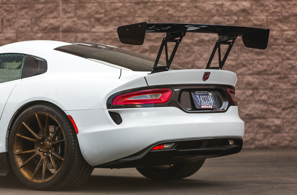 AGENCY POWER KOLFIBER BAKRE DIFFUSER OEM STYLE SRT VIPER 2013+ - 2