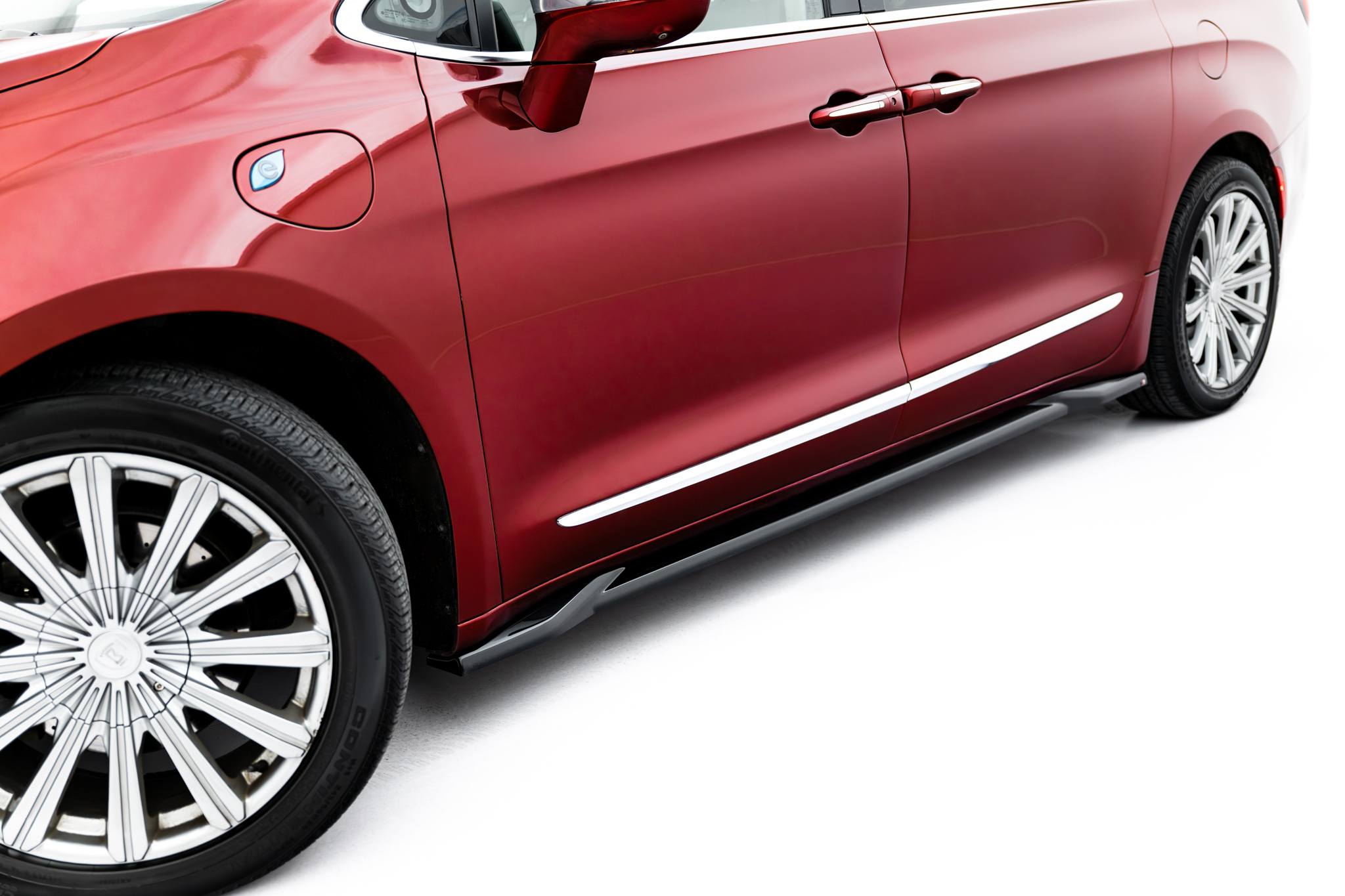 SIDE SKIRTS DIFFUSERS V.2 SUITABLE FOR CHRYSLER PACIFICA MK2 – MAXTON DESIGN - 3