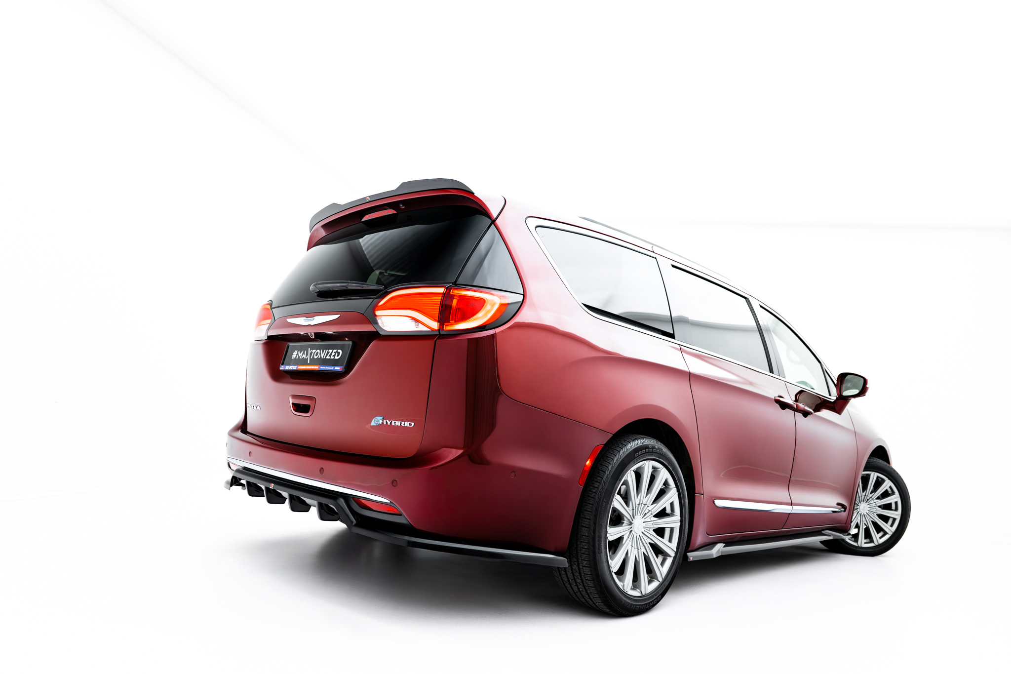 SIDE SKIRTS DIFFUSERS V.2 SUITABLE FOR CHRYSLER PACIFICA MK2 – MAXTON DESIGN - 4