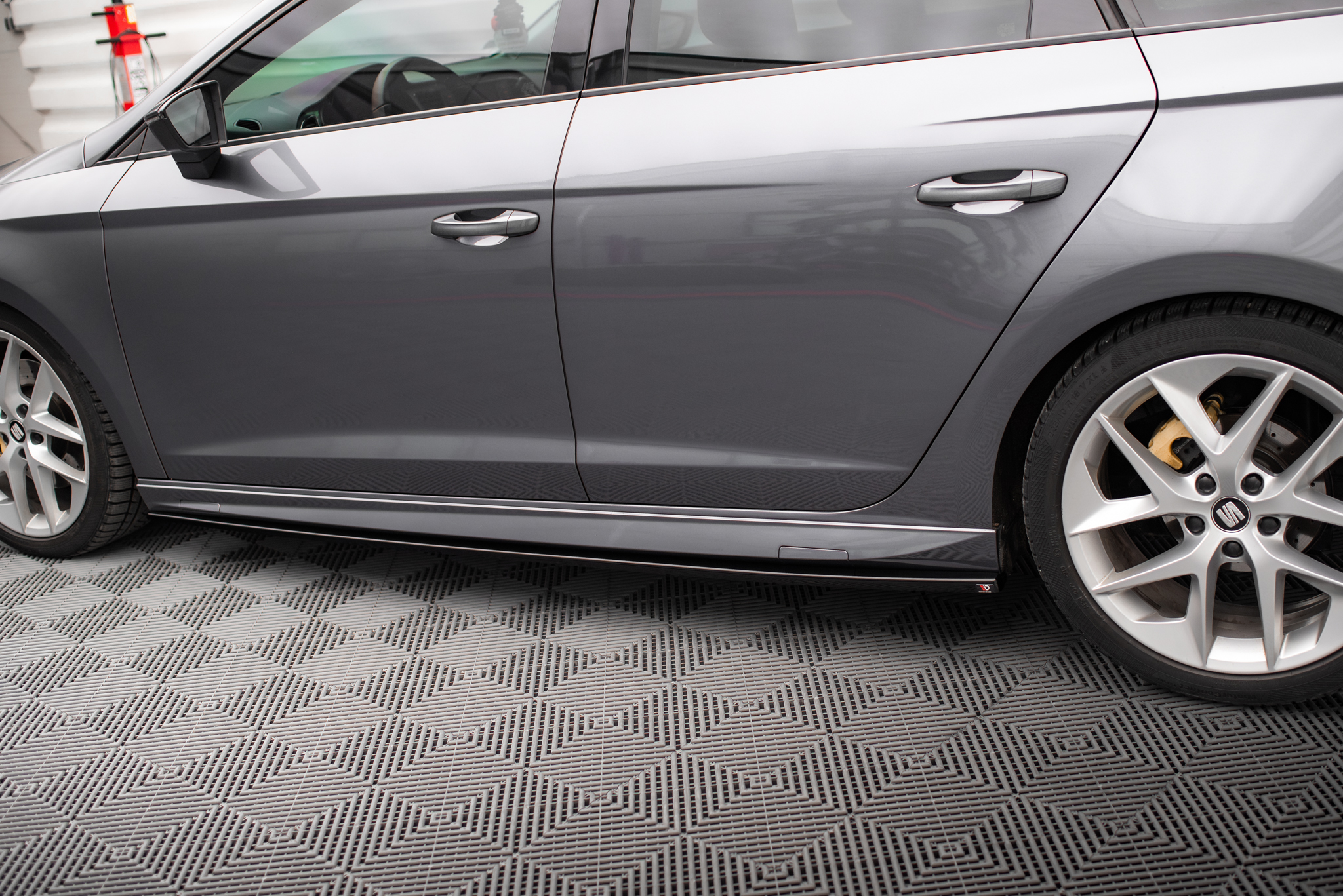 SIDE SKIRTS DIFFUSERS SUITABLE FOR SEAT LEON CUPRA / FR / STANDARD AERO MK3 / MK3 FACELIFT – MAXTON DESIGN - 4