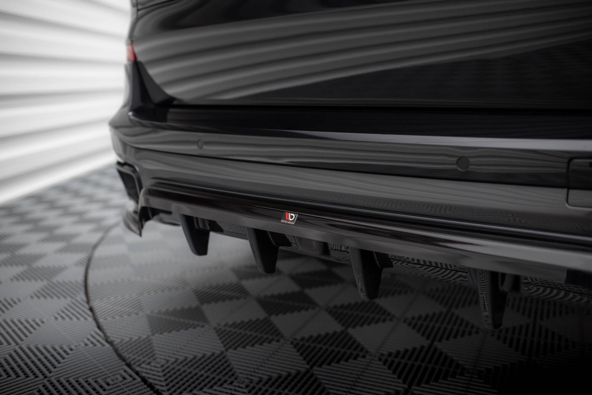 Central Rear Splitter (Vertical Bars) BMW X5 M-Sport G05 - 2