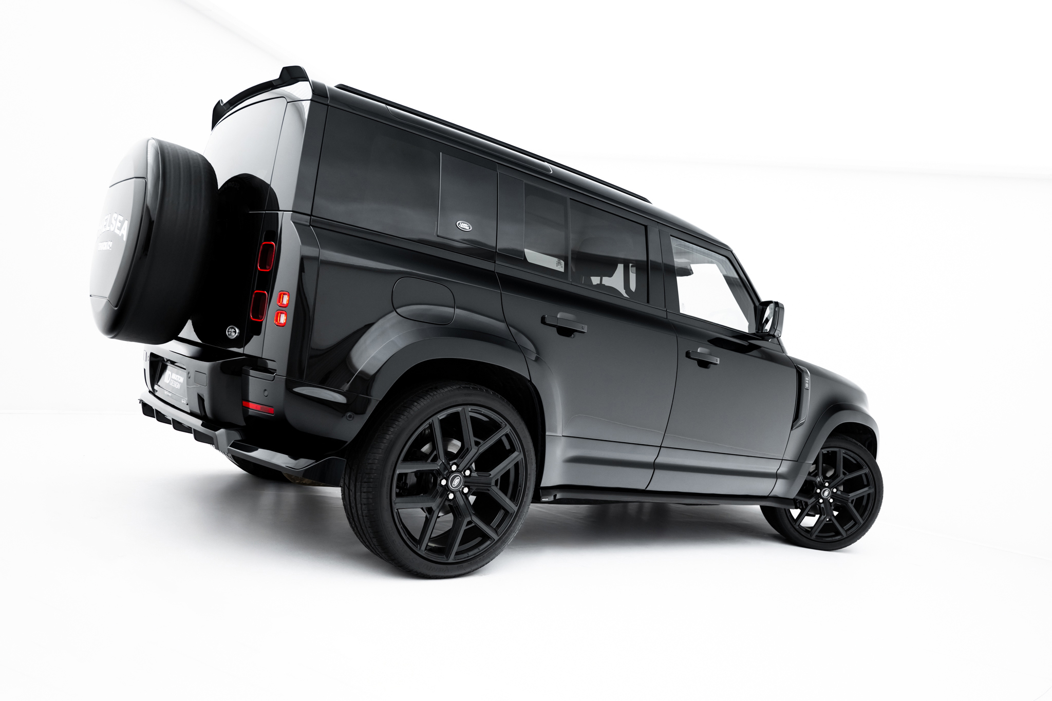 SIDE SKIRTS DIFFUSERS SUITABLE FOR LAND ROVER DEFENDER 110 MK4 – MAXTON DESIGN - 5