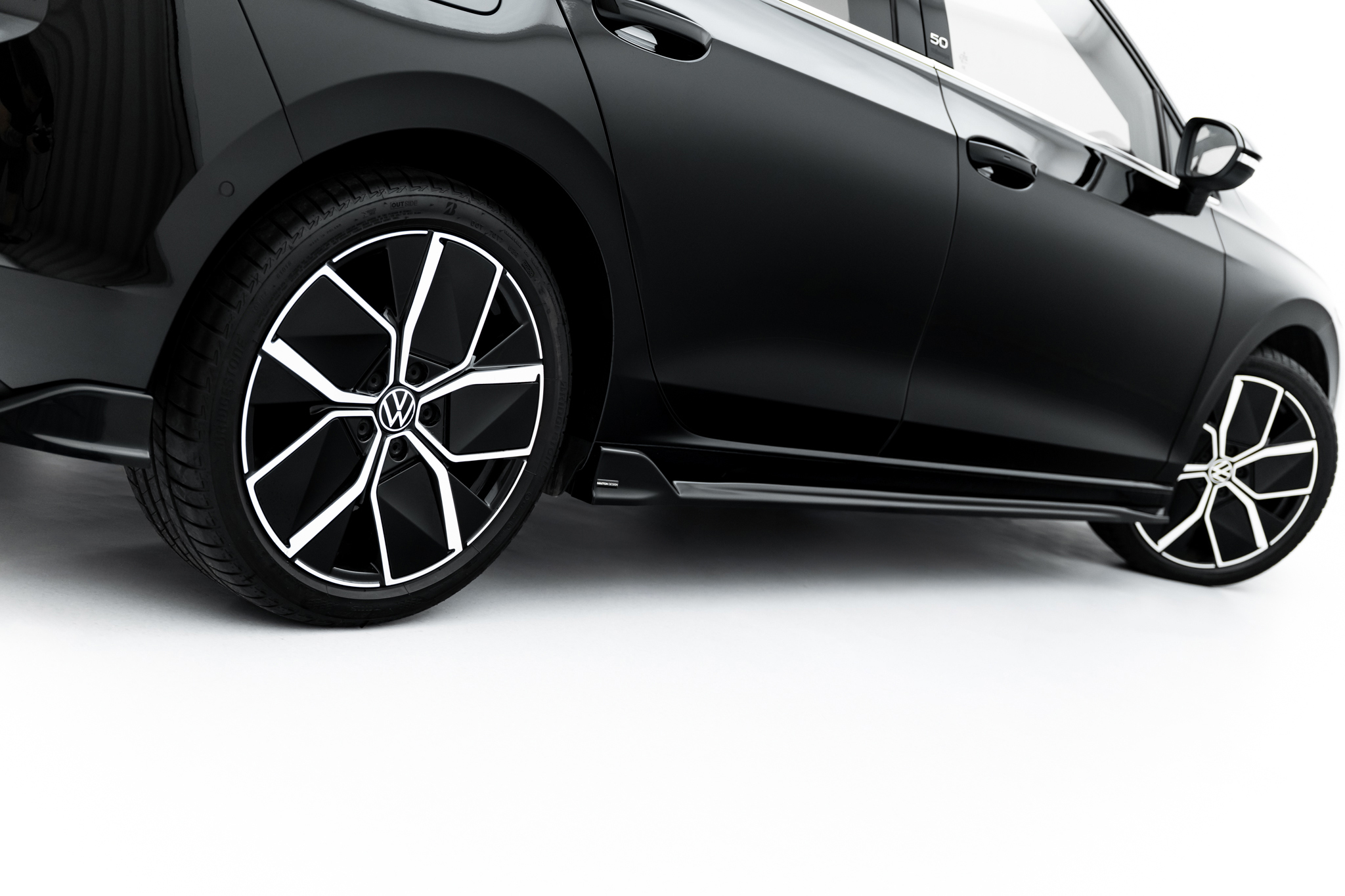 SIDOSPLITTERS TILL VOLKSWAGEN GOLF HALVKOMBI MK8 FACELIFT – MAXTON DESIGN - 4