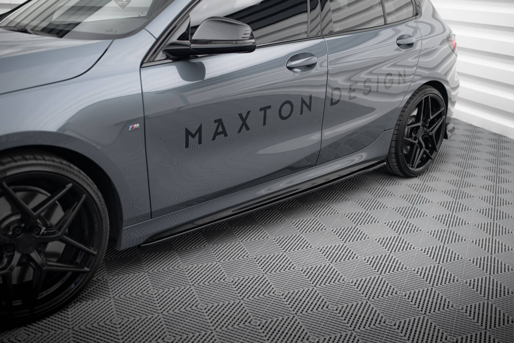 Side Skirts Diffusers V.2 BMW 1 F40 M-Sport / M135i - 3