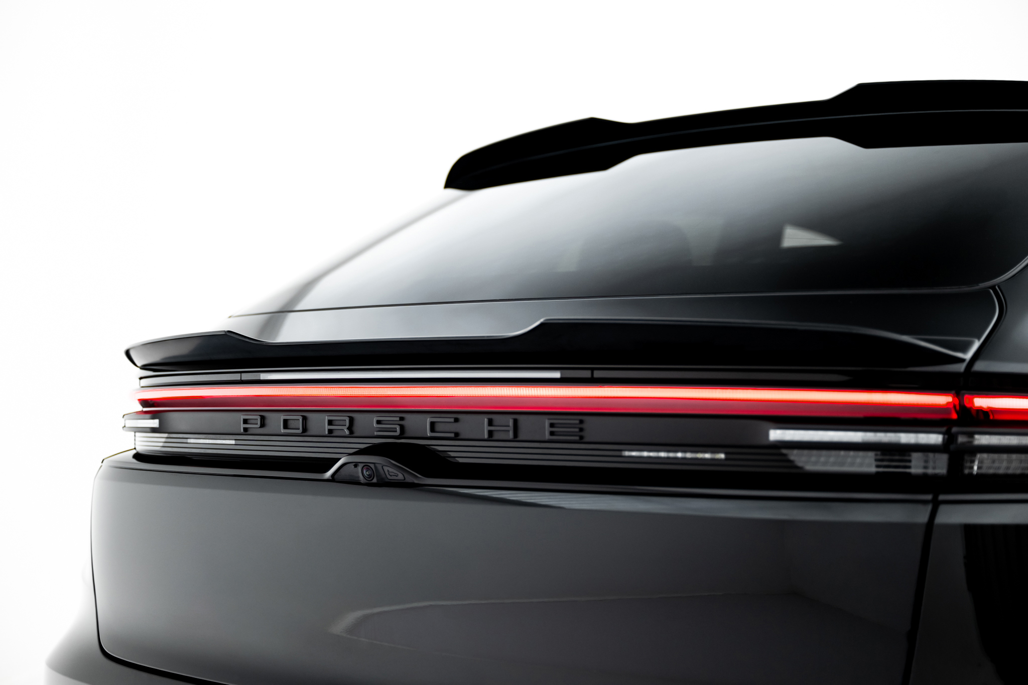 BOTTOM SPOILER CAP SUITABLE FOR PORSCHE MACAN EV MK1 – MAXTON DESIGN - 5