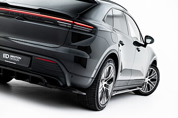 REAR SPLITTER (WITH VERTICAL BARS) SUITABLE FOR PORSCHE MACAN EV MK1 – MAXTON DESIGN