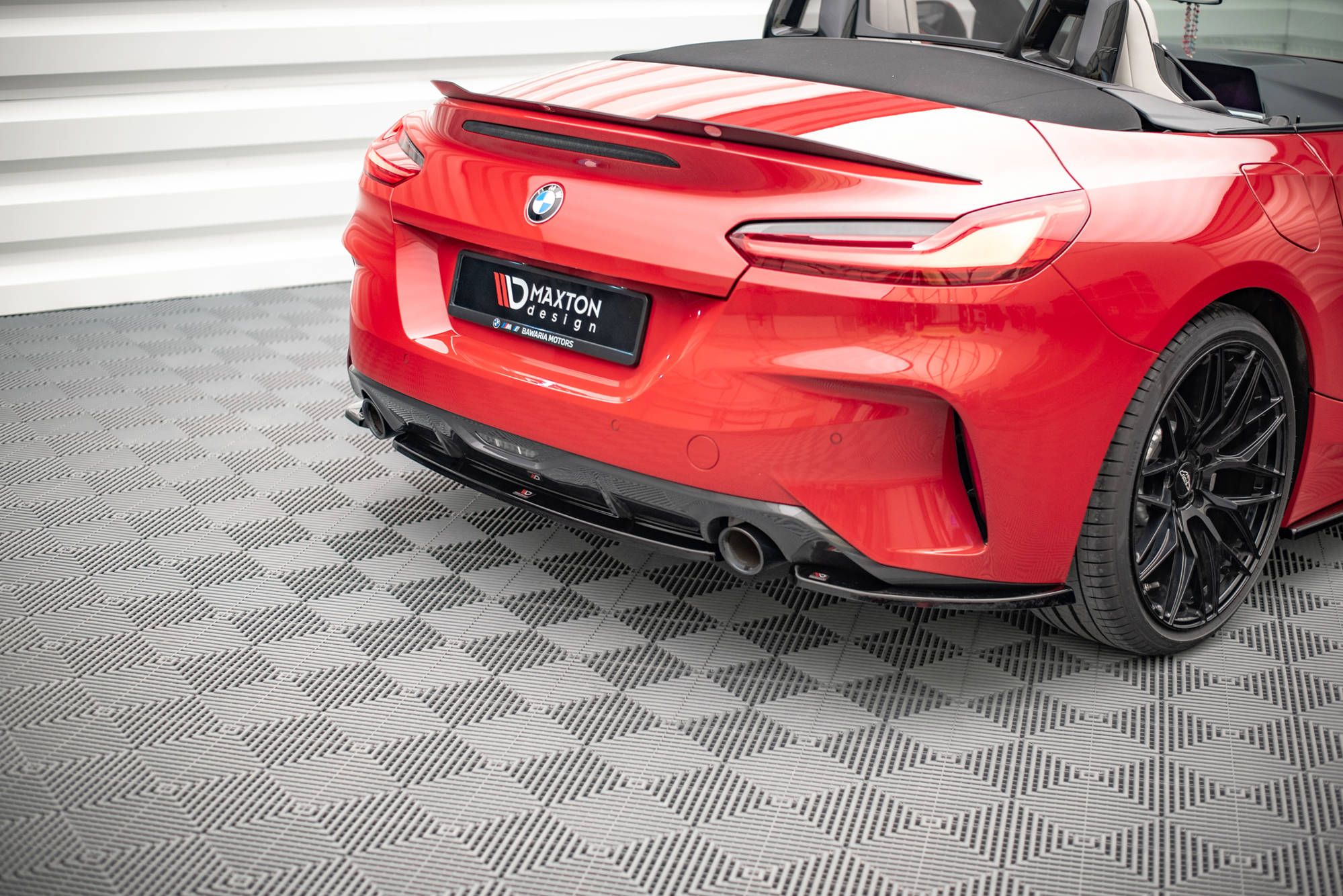 Central Rear Splitter For BMW Z4 M-Pack G29 (2018-) - 3