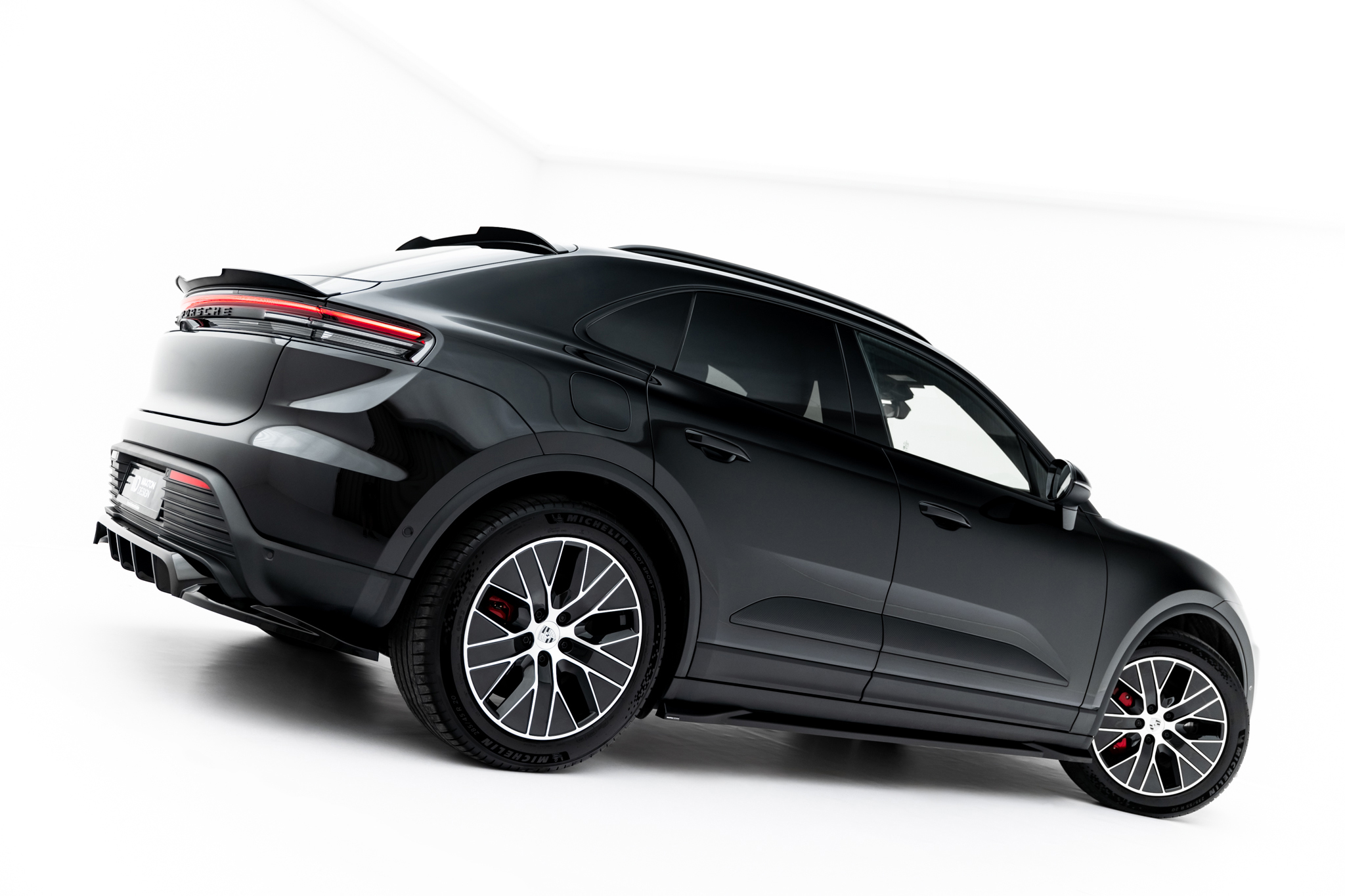 SIDE SKIRTS DIFFUSERS SUITABLE FOR PORSCHE MACAN EV MK1 – MAXTON DESIGN