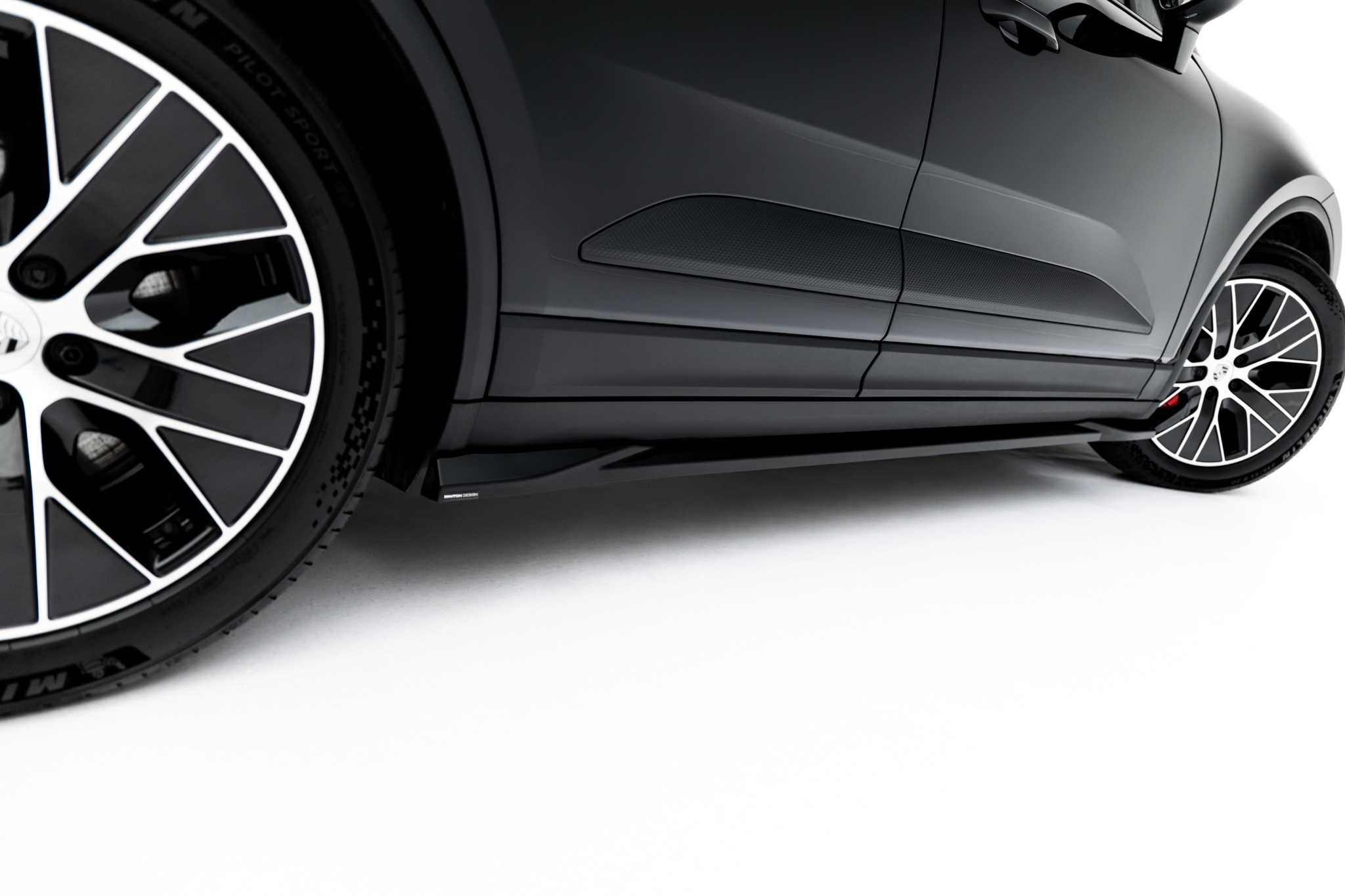 SIDE SKIRTS DIFFUSERS SUITABLE FOR PORSCHE MACAN EV MK1 – MAXTON DESIGN - 2