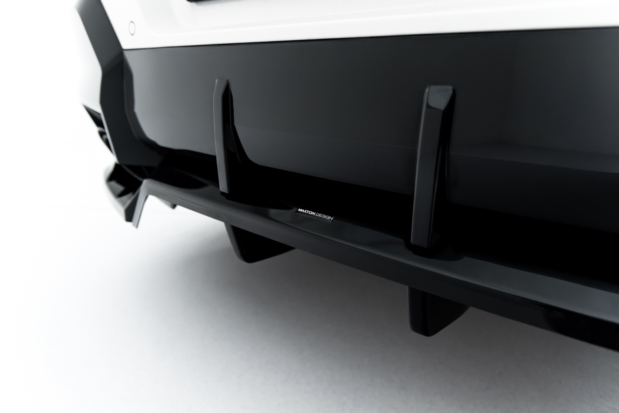 REAR SPLITTER (WITH VERTICAL BARS) SUITABLE FOR BMW X2 M35I U10 – MAXTON DESIGN - 6