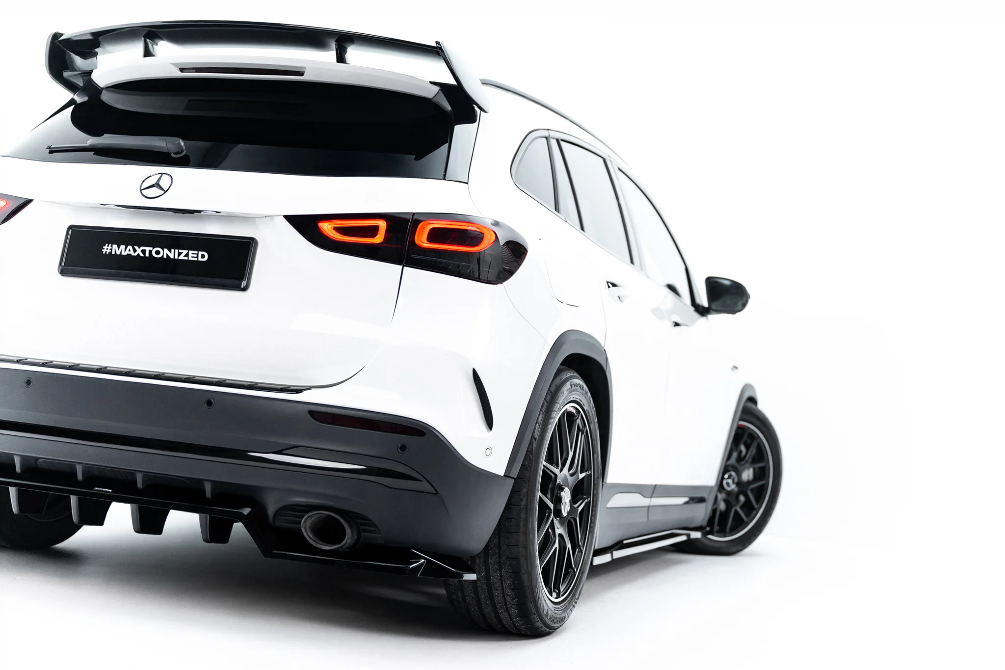 REAR SPLITTER (WITH VERTICAL BARS) SUITABLE FOR MERCEDES-AMG GLA 35 H247 FACELIFT – MAXTON DESIGN - 2