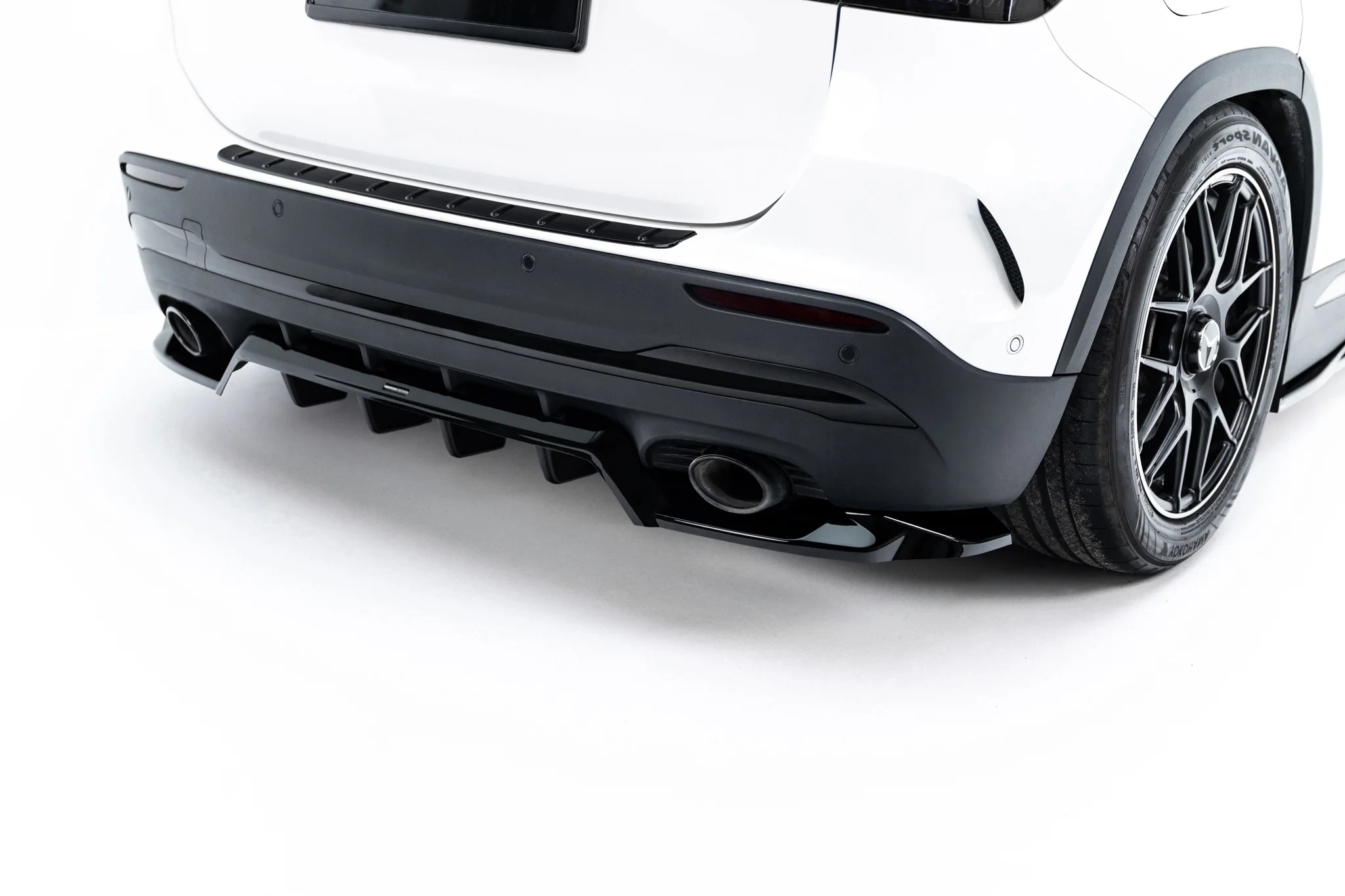 REAR SPLITTER (WITH VERTICAL BARS) SUITABLE FOR MERCEDES-AMG GLA 35 H247 FACELIFT – MAXTON DESIGN - 6