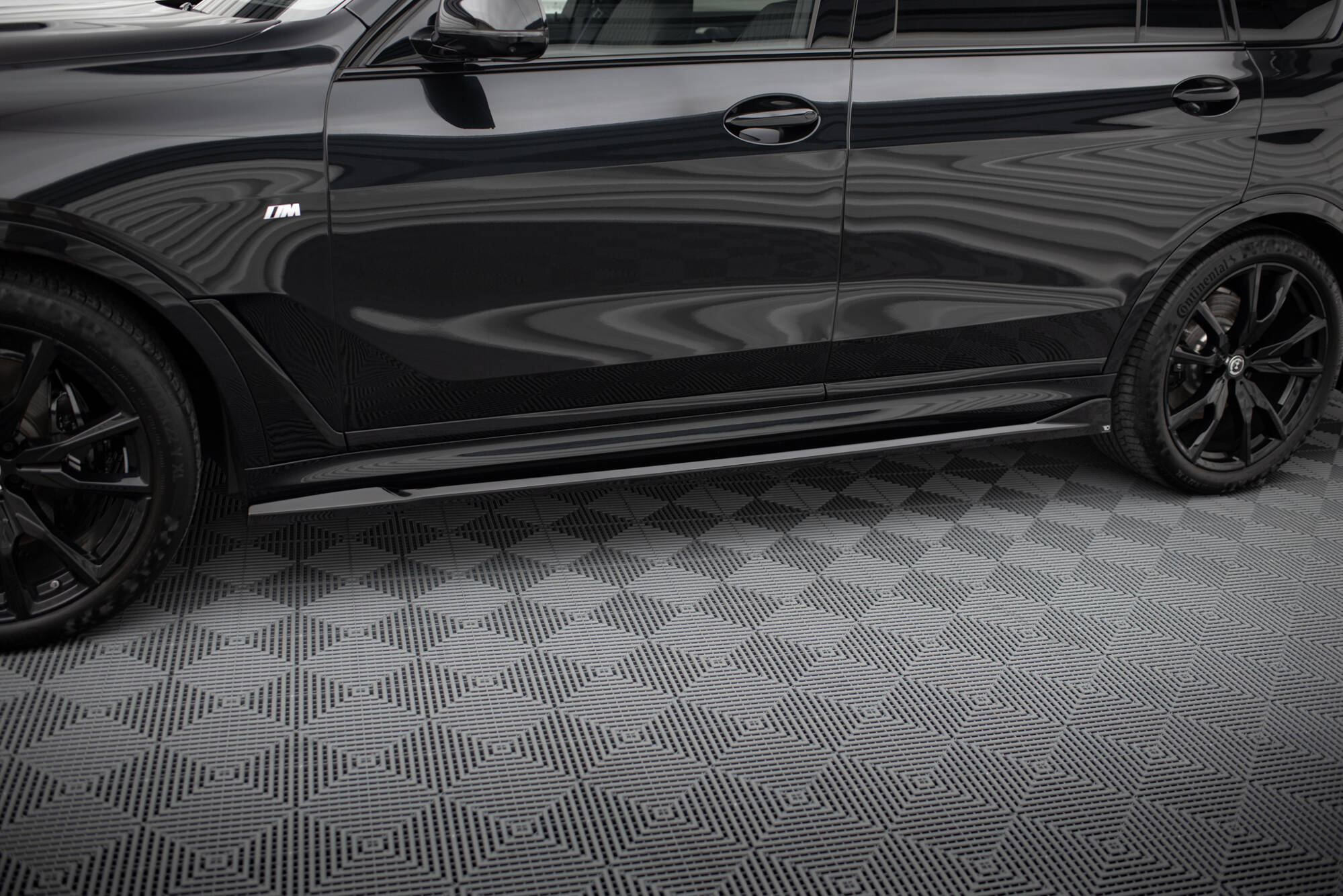 Side Skirts Diffusers BMW X7 M-Pack G07 Facelift - 4