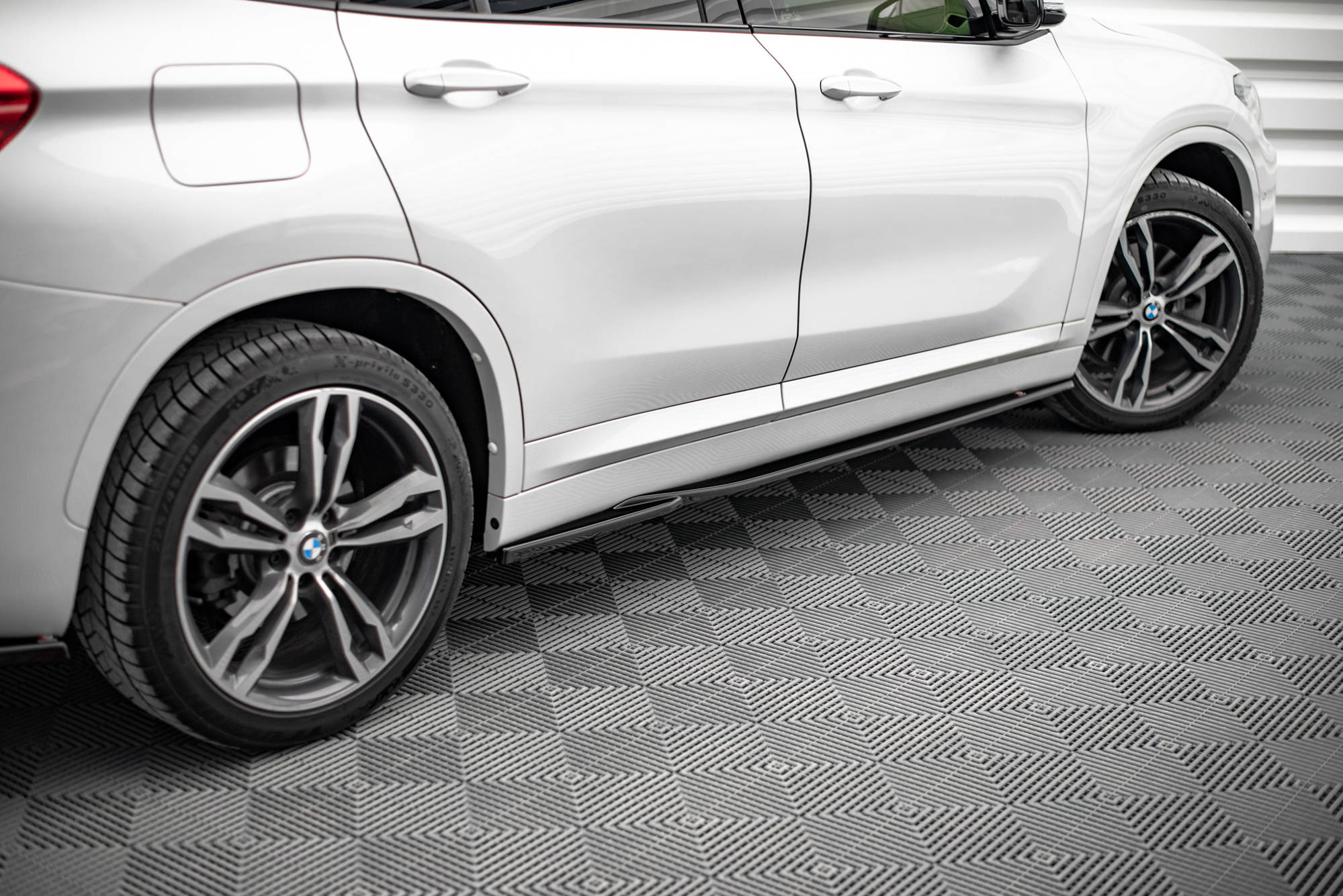 Side Skirts Diffusers Bmw X1 M-pack F48 (2015-2019) - 3