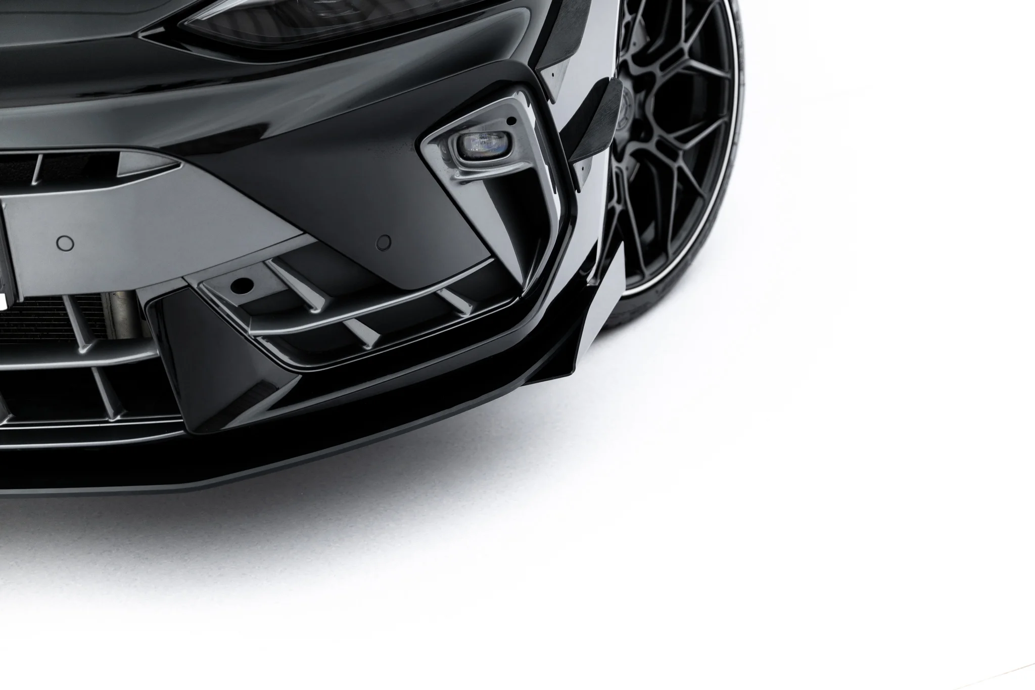 STREET PRO FRONT SPLITTER + FLAPS SUITABLE FOR CUPRA LEON HATCHBACK MK1 FACELIFT – MAXTON DESIGN