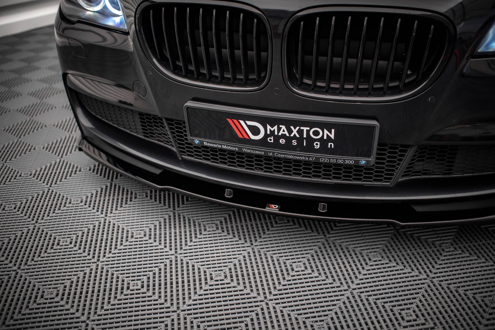 Front Splitter V.1 Bmw 7 M-pack F01 (2008-2013) - 3