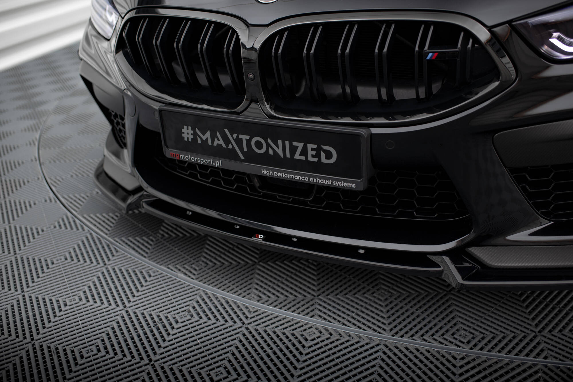 Front Splitter V.3 BMW M8 Gran Coupe F93 / Coupe F92 - 3