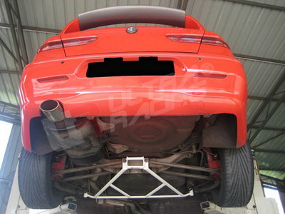 ALFA ROMEO 156 ULTRARACING 4-PUNKTS BAKRE FÖRSTÄRKNINGSSTAG 935