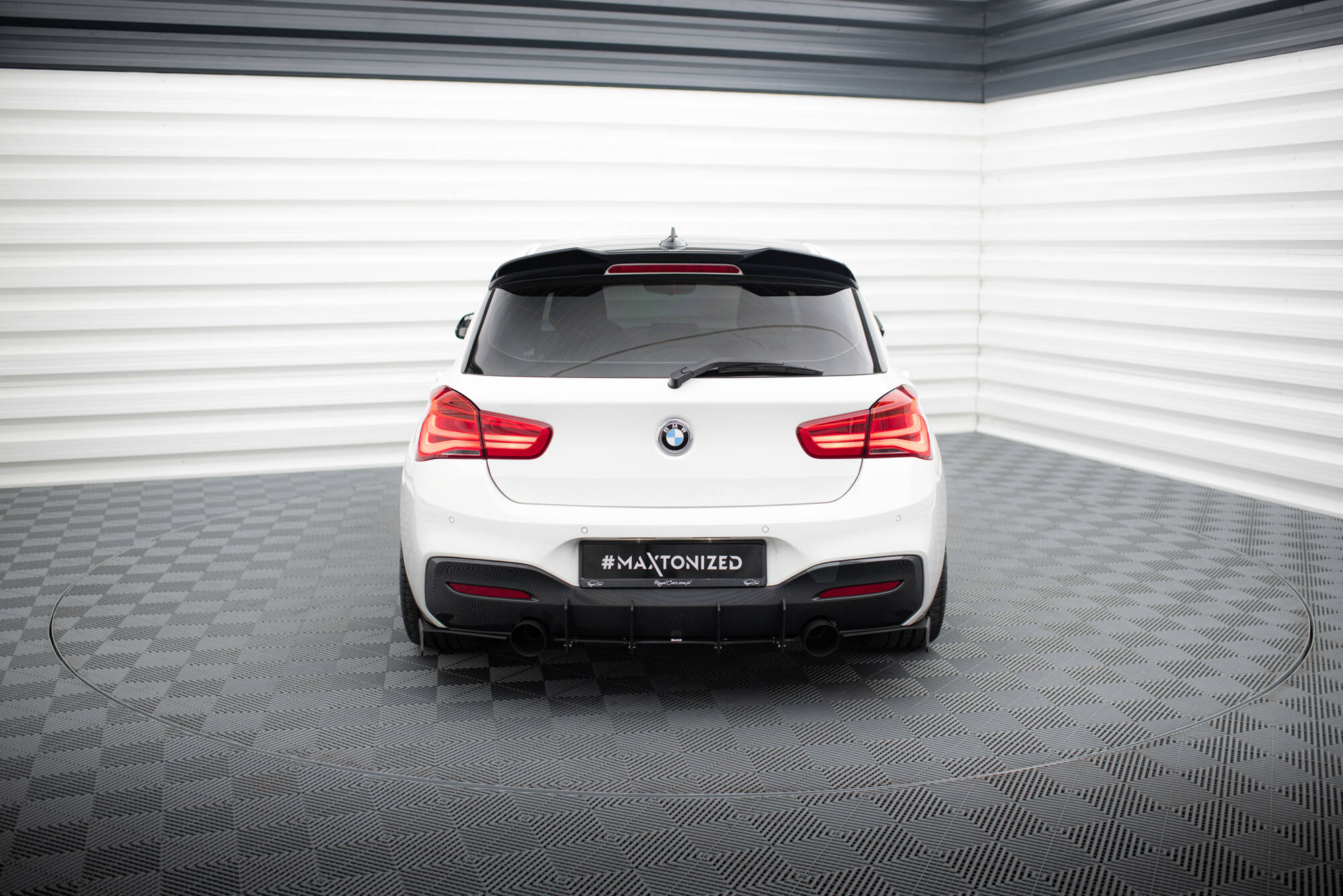 Rear Side Splitters BMW 1 F20 / F21 Facelift - 2