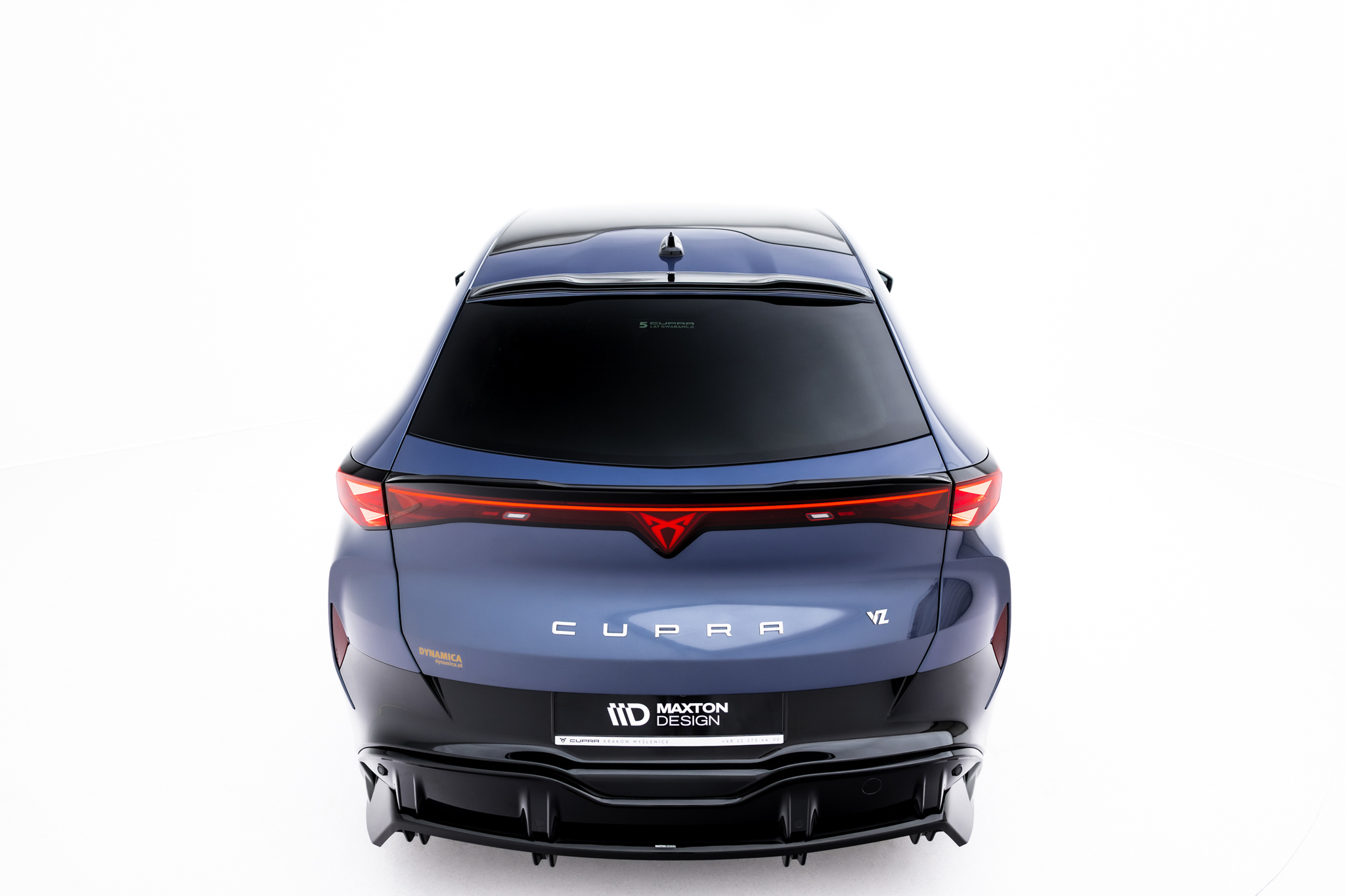THE EXTENSION OF THE REAR WINDOW SUITABLE FOR CUPRA TAVASCAN MK1 – MAXTON DESIGN - 4