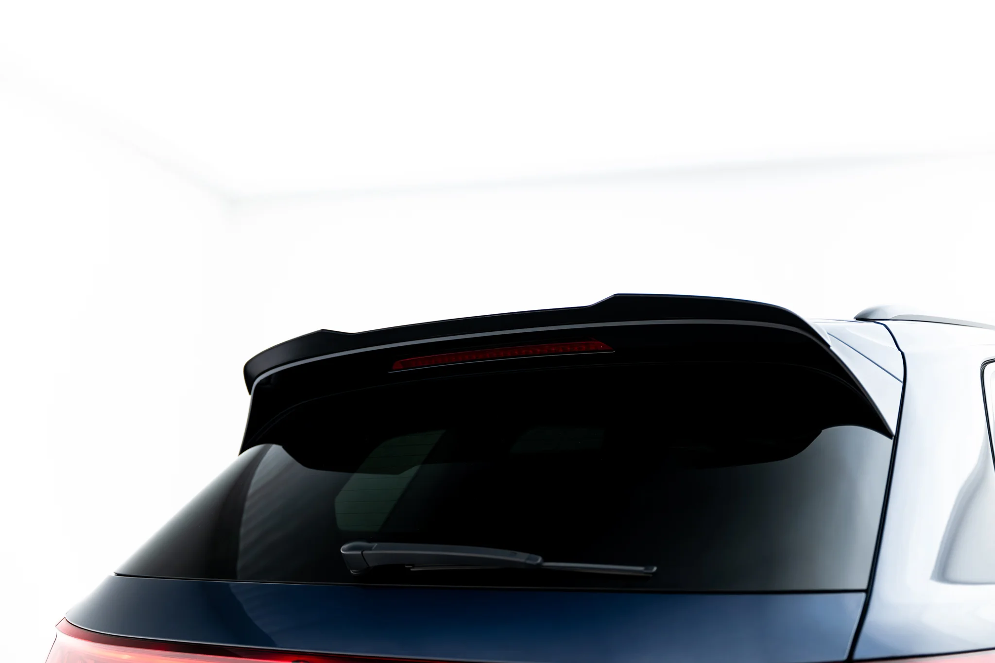 SPOILER CAP SUITABLE FOR VOLKSWAGEN TOUAREG ELEGANCE MK3 FACELIFT – MAXTON DESIGN