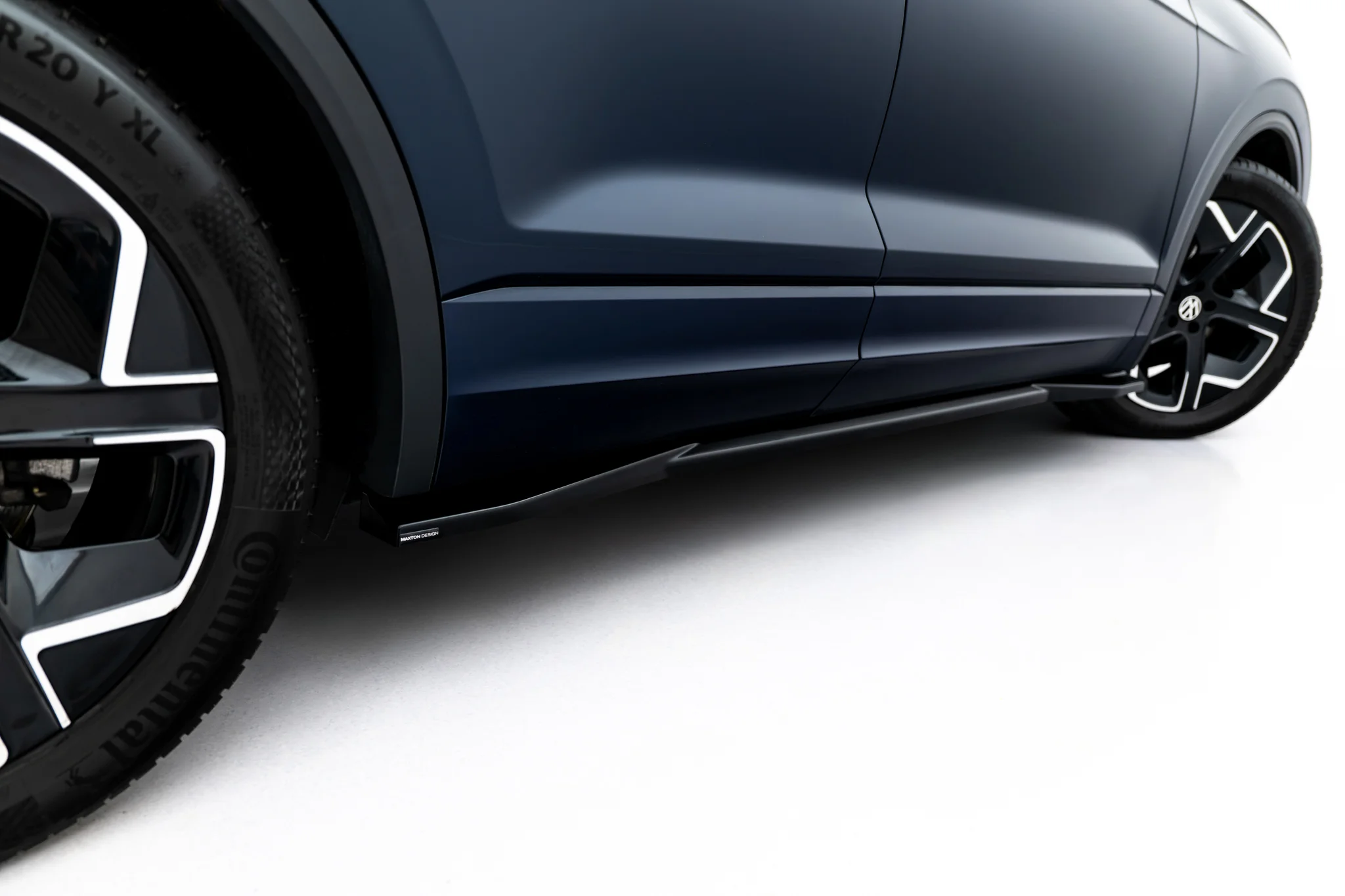 SIDE SKIRTS DIFFUSERS SUITABLE FOR VOLKSWAGEN TOUAREG ELEGANCE MK3 FACELIFT – MAXTON DESIGN - 5
