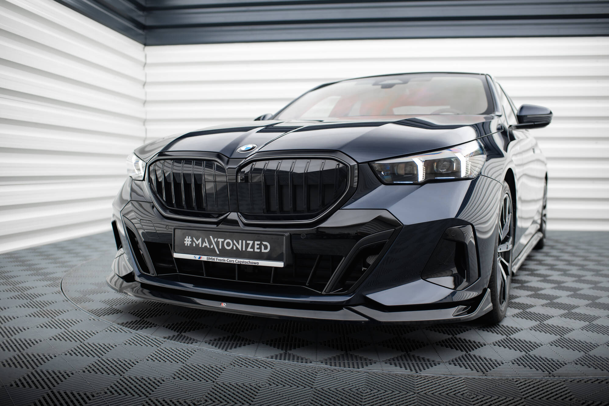Front Splitter V.2 BMW 5 M-Pack G60 - 4