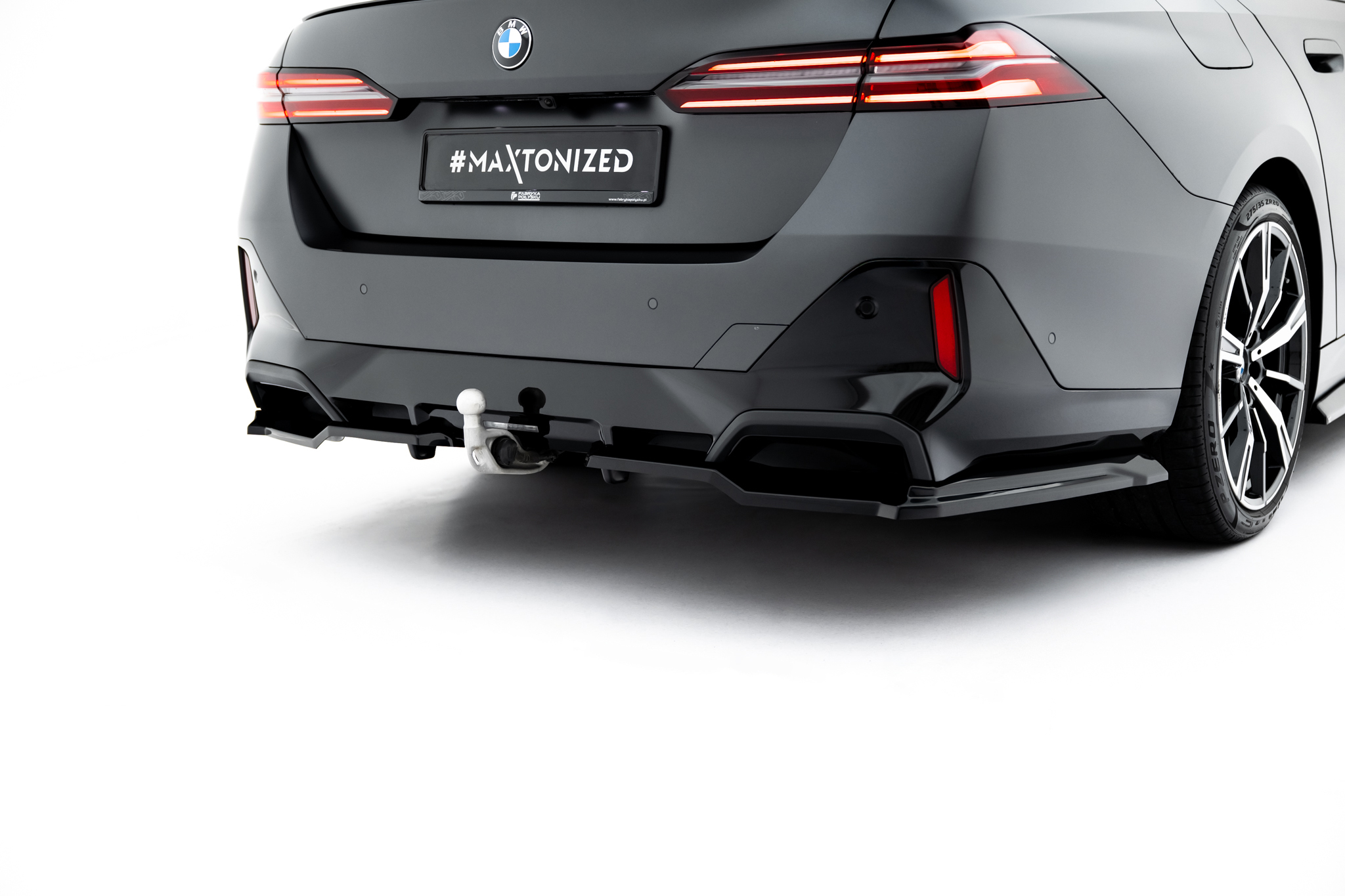 REAR SIDE SPLITTERS V.2 SUITABLE FOR BMW 5 / I5 M-PACK SEDAN / TOURING G60 / G61 – MAXTON DESIGN - 10