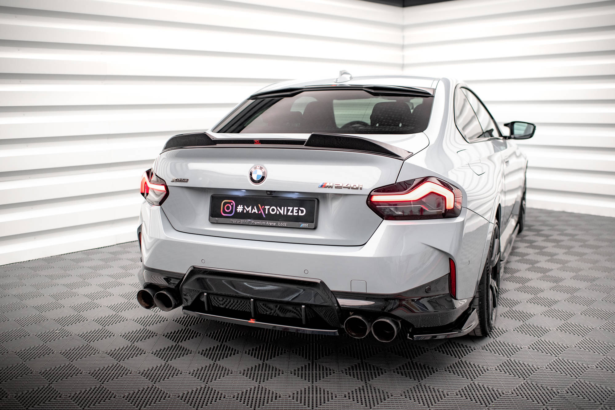 Central Rear Splitter BMW 2 Coupe M240i G42 - 4