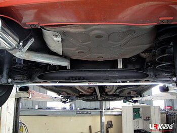 FIAT GRANDE PUNTO 8V 1.4 06+ ULTRARACING REAR SWAY BAR 16MM