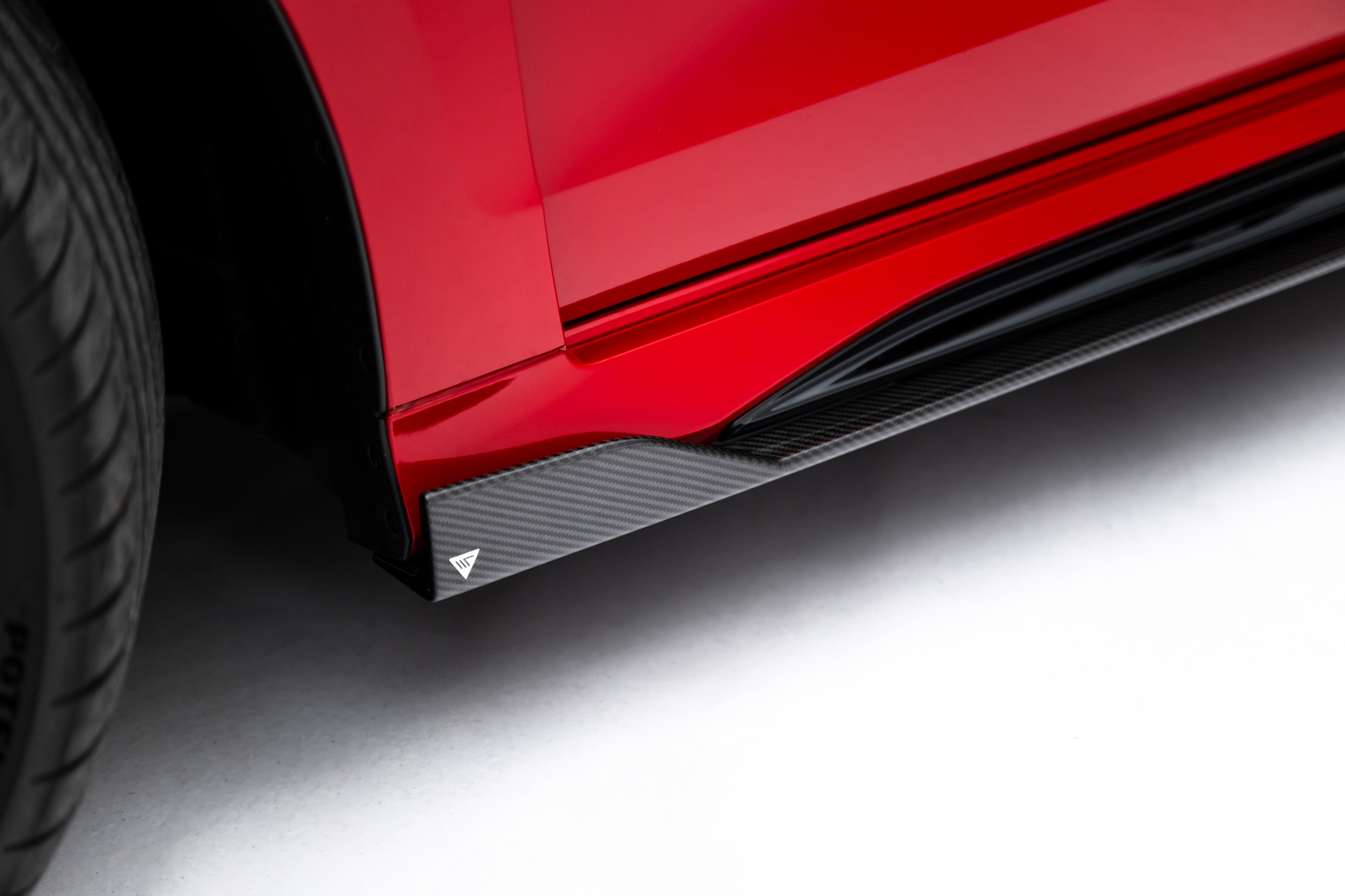 PREPREG CARBON FIBER SIDE SKIRTS V.1 SUITABLE FOR AUDI RS3 SEDAN / SPORTBACK 8Y / 8Y FACELIFT – MAXTON DESIGN - 3