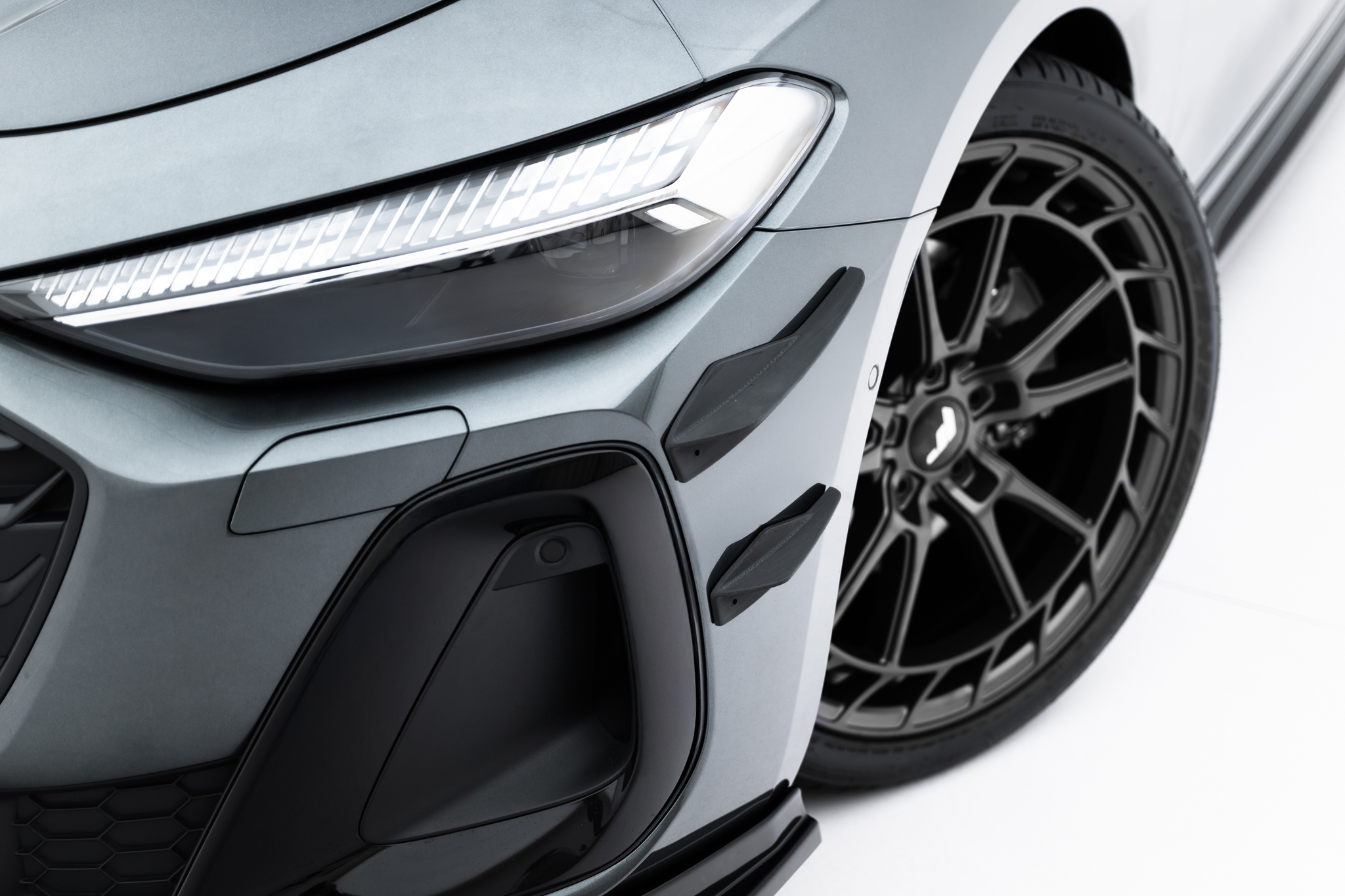 FRONT BUMPER WINGS (CANARDS) SUITABLE FOR AUDI A5 S-LINE / S5 SEDAN / AVANT B10 – MAXTON DESIGN - 4