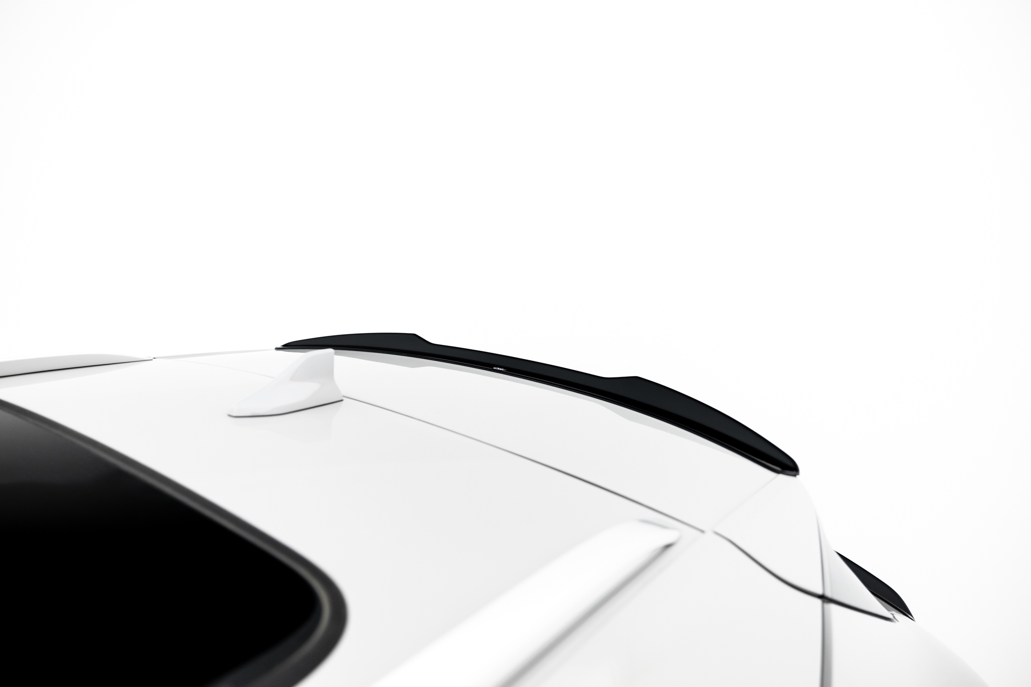UPPER SPOILER CAP SUITABLE FOR BYD SEAL U MK1 – MAXTON DESIGN - 2