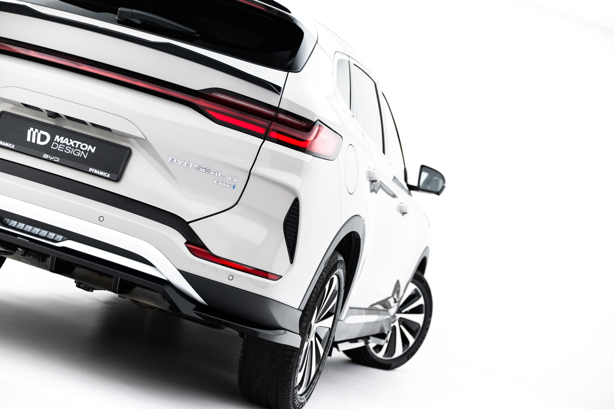 REAR SPLITTER (WITH VERTICAL BARS) SUITABLE FOR BYD SEAL U MK1 – MAXTON DESIGN - 11
