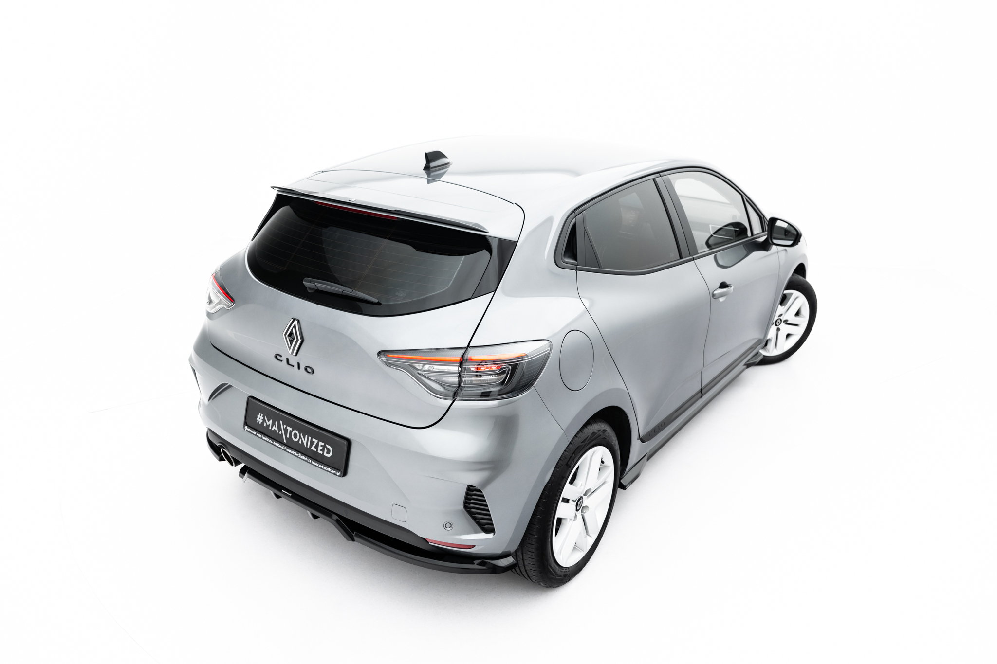 SPOILER CAP SUITABLE FOR RENAULT CLIO MK5 FACELIFT – MAXTON DESIGN - 5