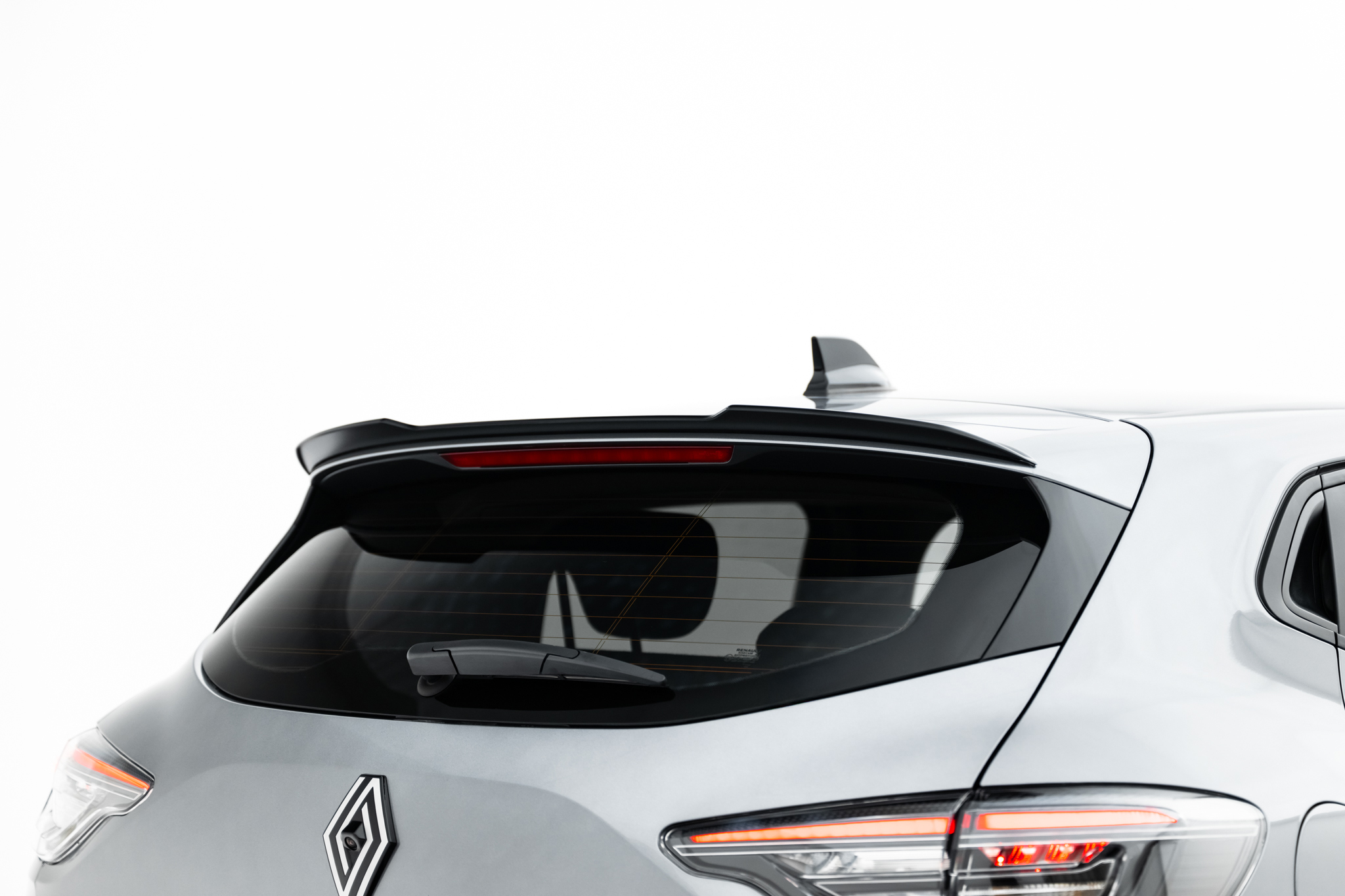SPOILER CAP SUITABLE FOR RENAULT CLIO MK5 FACELIFT – MAXTON DESIGN - 4