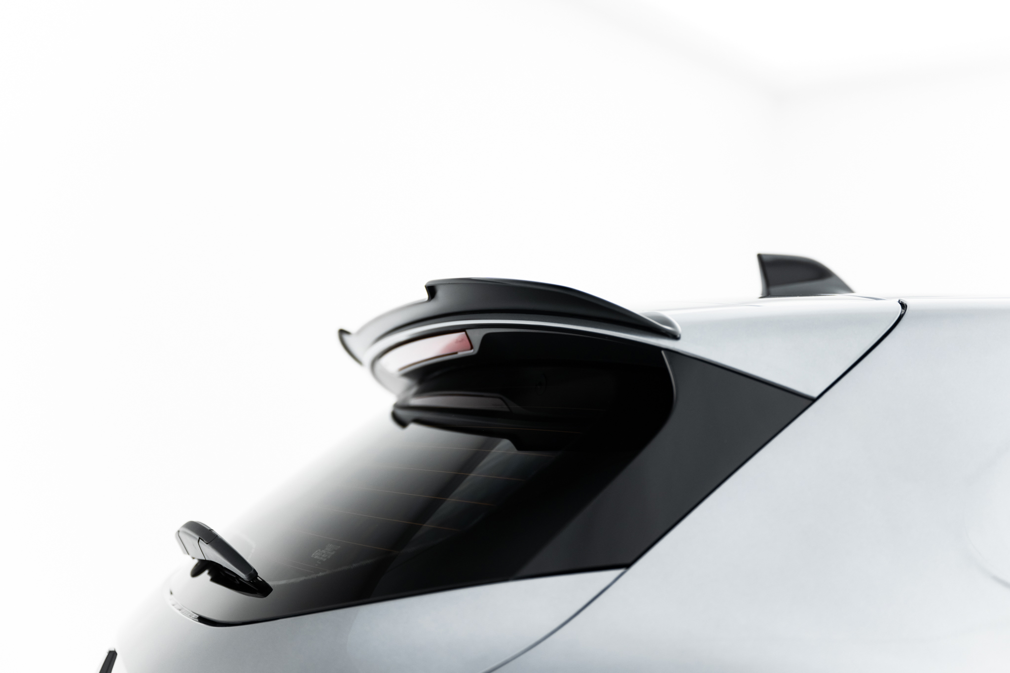 SPOILER CAP SUITABLE FOR RENAULT CLIO MK5 FACELIFT – MAXTON DESIGN - 3