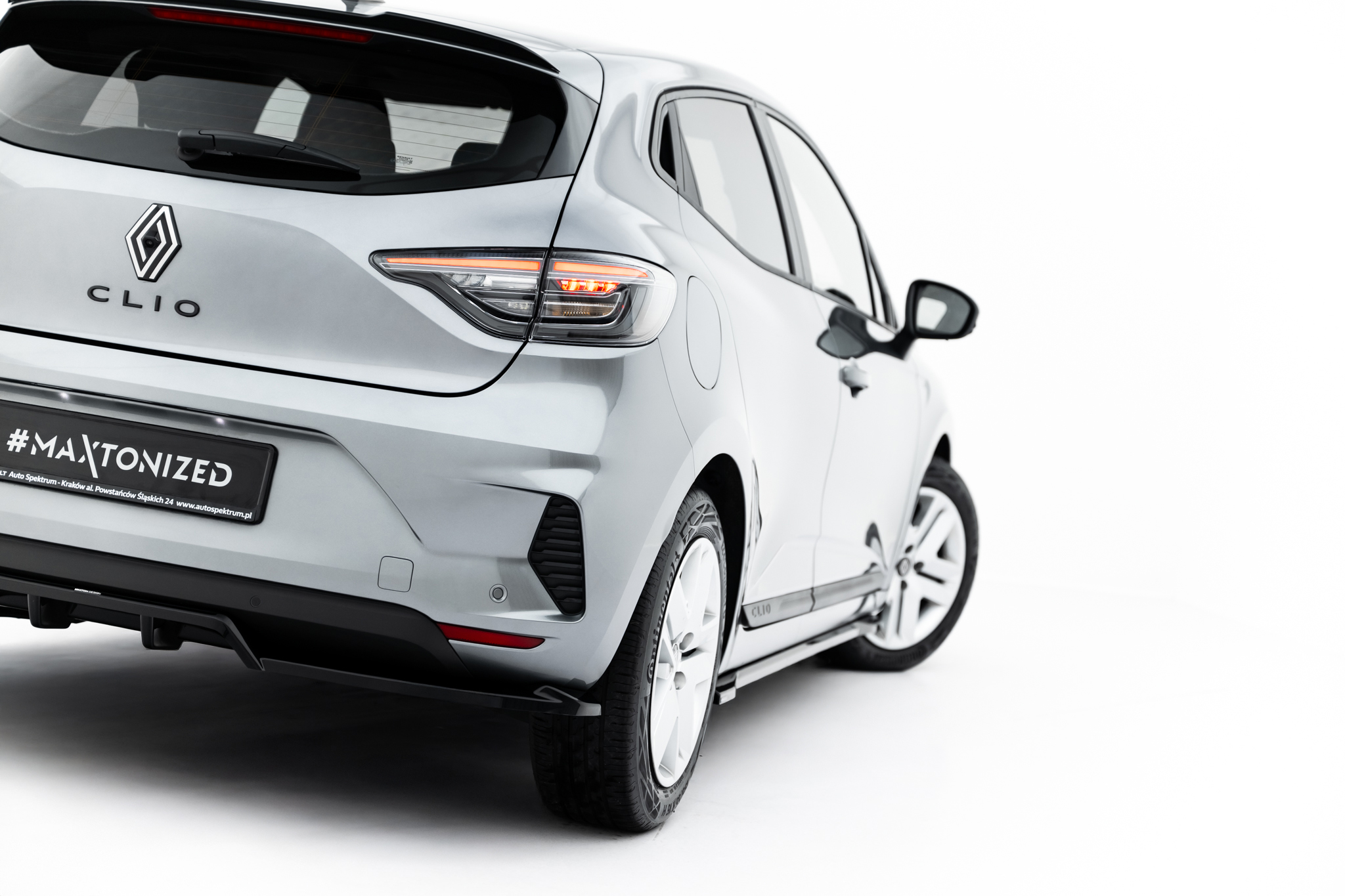 REAR SPLITTER (WITH VERTICAL BARS) SUITABLE FOR RENAULT CLIO MK5 FACELIFT – MAXTON DESIGN - 4