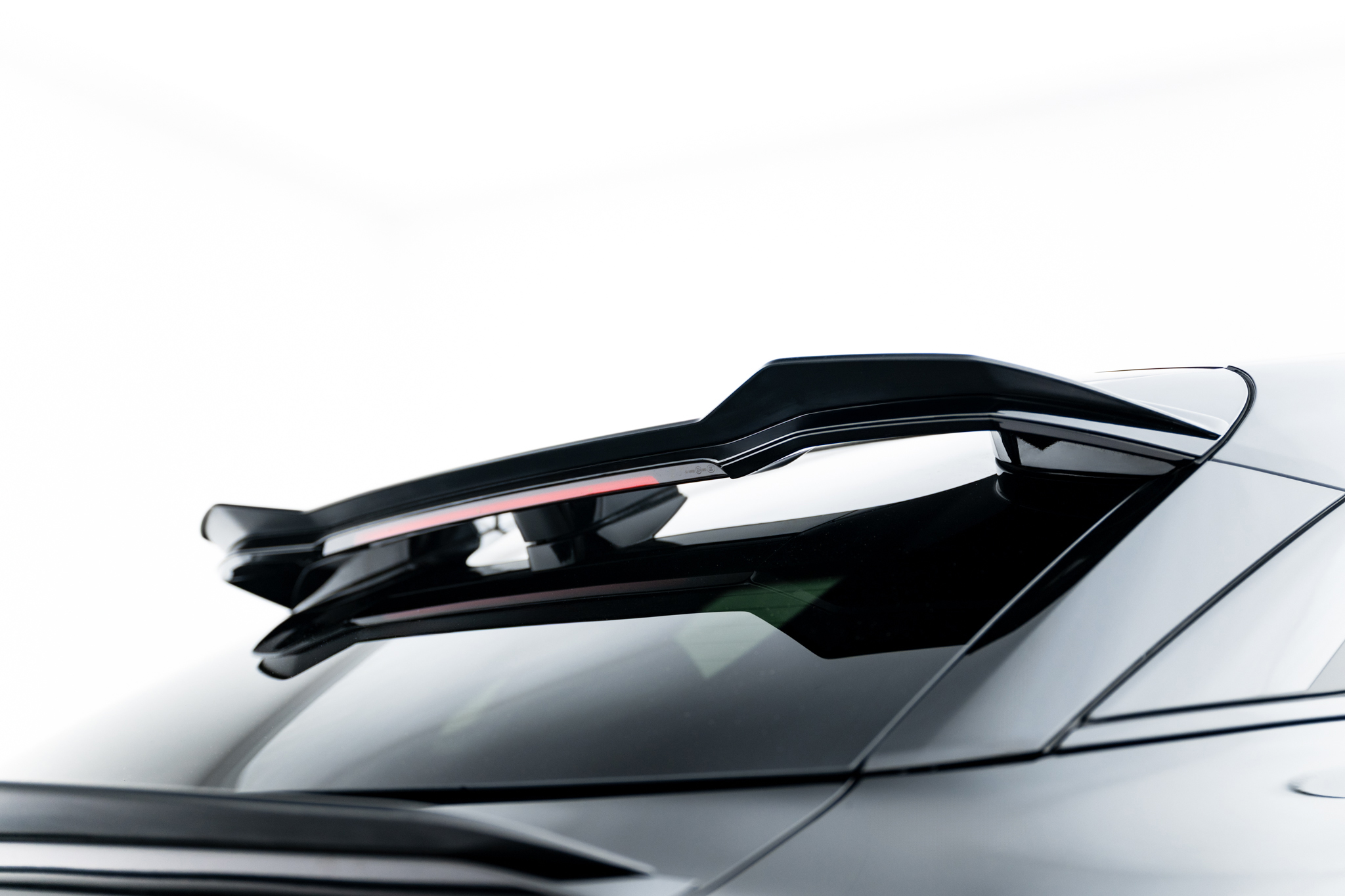 UPPER SPOILER CAP SUITABLE FOR BYD SEALION 7 MK1 – MAXTON DESIGN