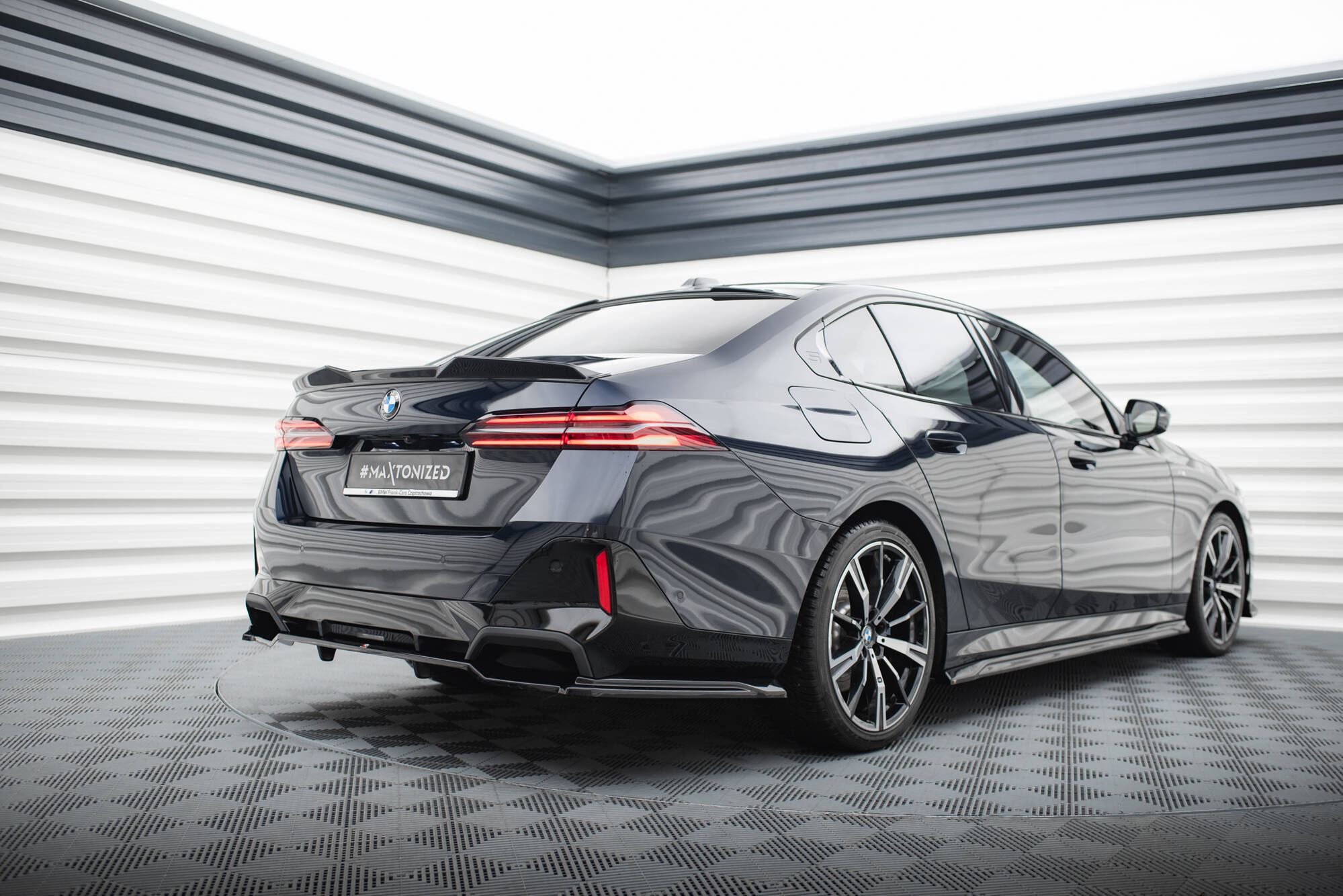 Spoiler CAP 3D BMW 5 M-Pack G60 - 4