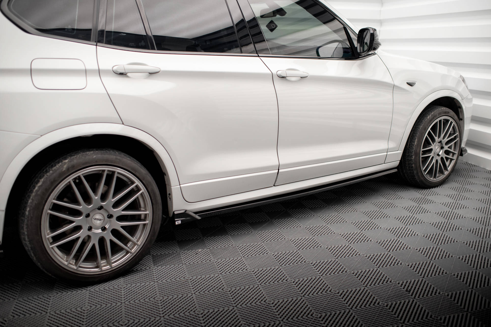 Side Skirts Diffusers BMW X3 M-Pack F25 - 2