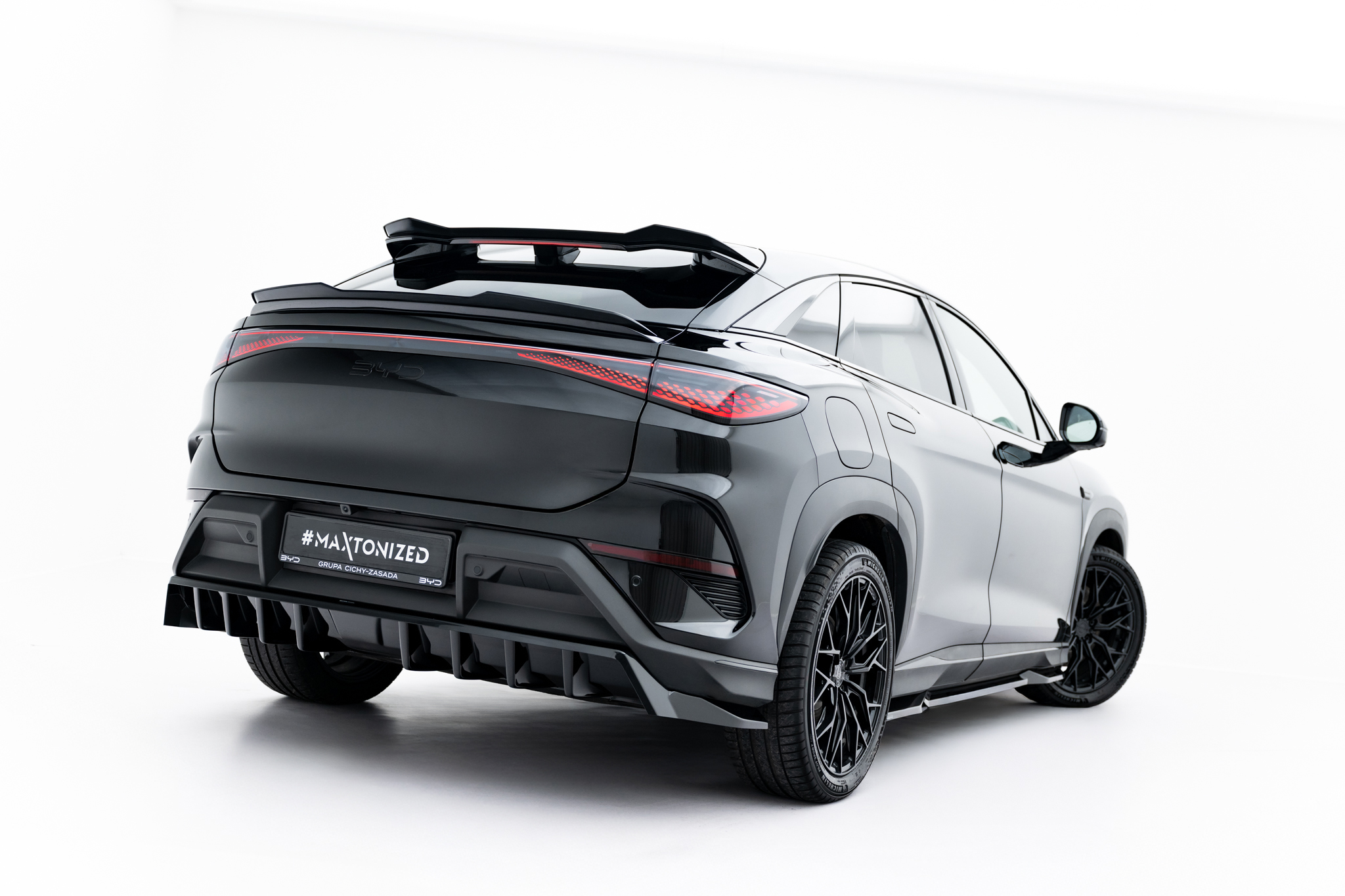 REAR SPLITTER (WITH VERTICAL BARS) SUITABLE FOR BYD SEALION 7 MK1 – MAXTON DESIGN - 5