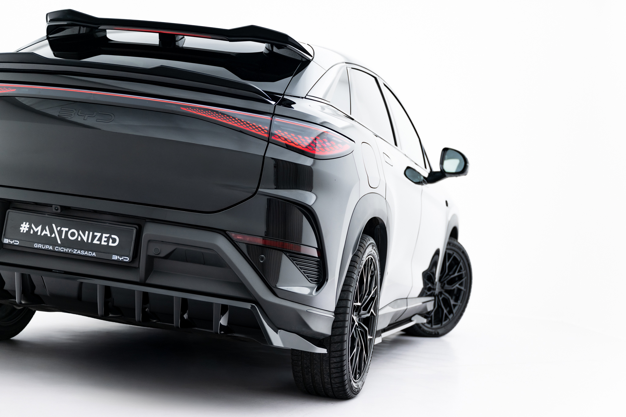 REAR SPLITTER (WITH VERTICAL BARS) SUITABLE FOR BYD SEALION 7 MK1 – MAXTON DESIGN - 6