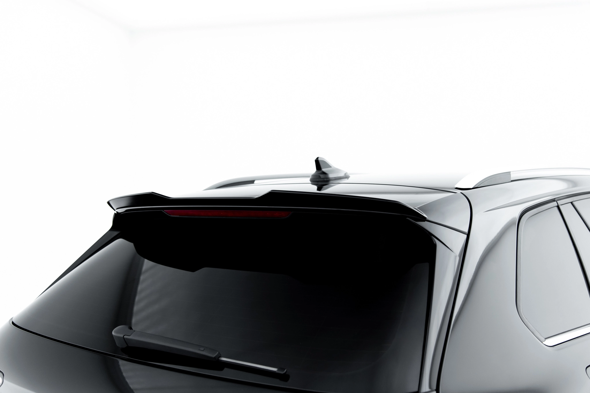 VINGEXTENSION TILL VOLKSWAGEN GOLF VARIANT MK8 FACELIFT – MAXTON DESIGN - 2