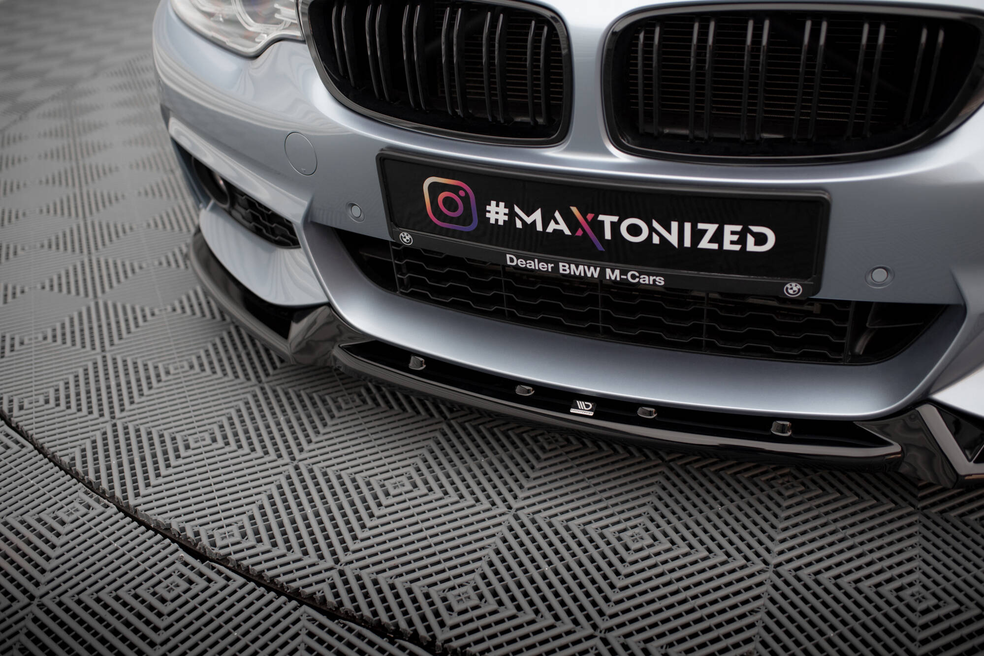 Front Splitter V.4 BMW 4 Coupe / Gran Coupe / Cabrio M-Pack F32 / F36 / F33 - 3