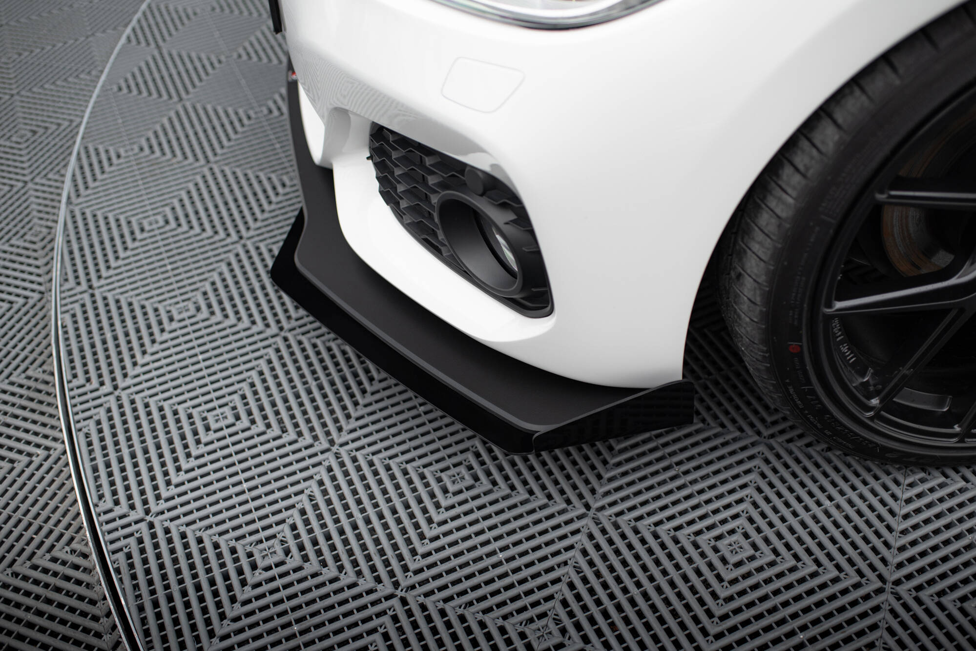 Flaps BMW 1 F20 M-Pack Facelift / M140i - 5