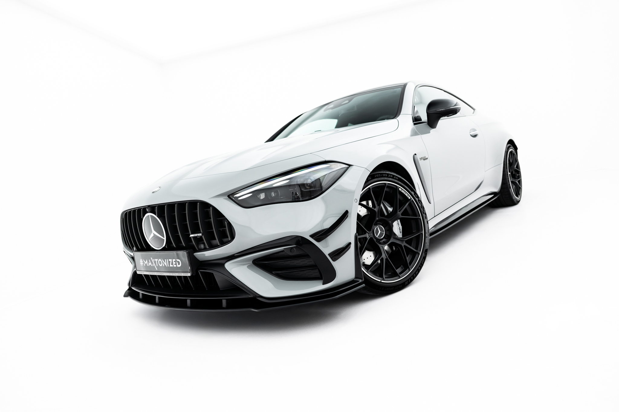 STREET PRO FRONT SPLITTER SUITABLE FOR MERCEDES-AMG CLE 53 AERO C236 – MAXTON DESIGN - 5